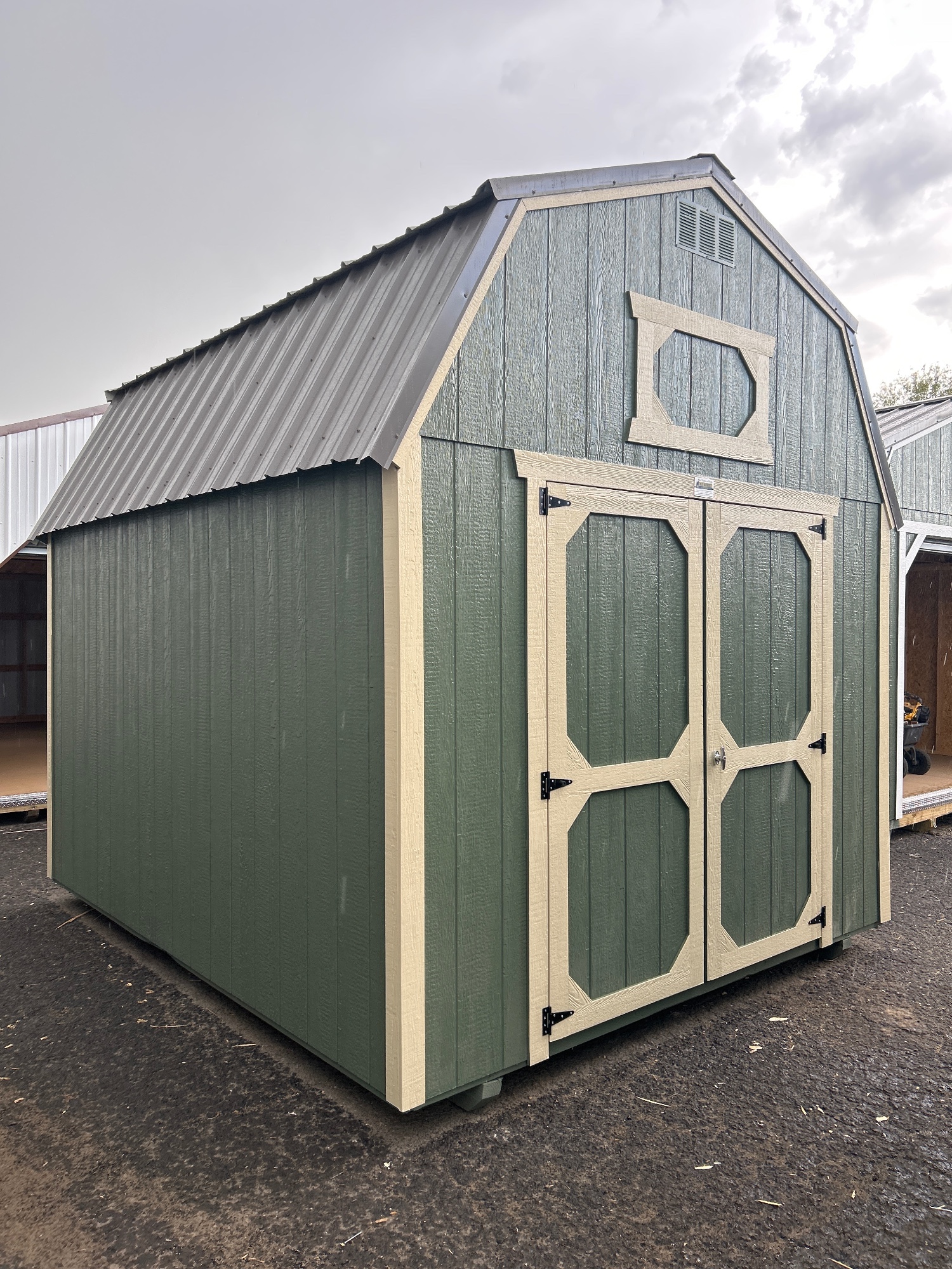 Lofted Barn - 10x12