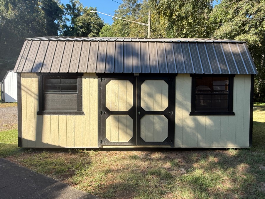 Lofted Barn - 10x20
