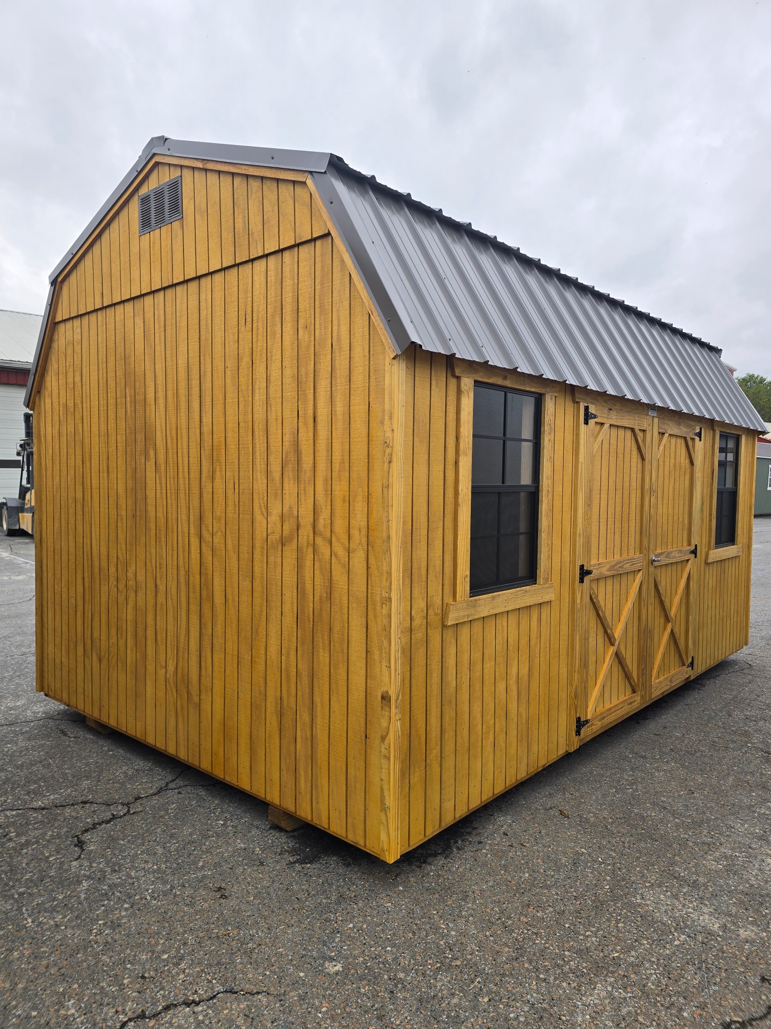 Lofted Barn - 10x16