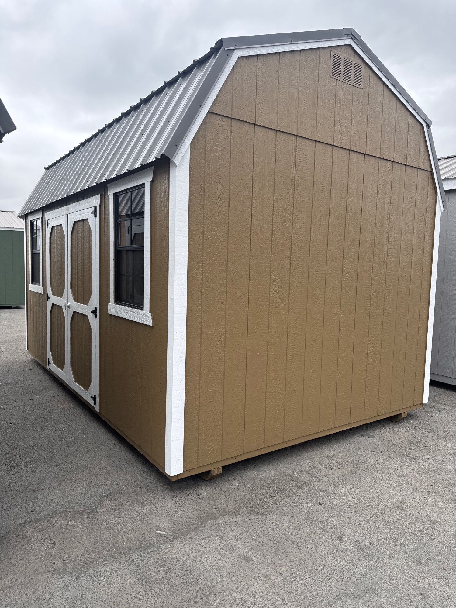 Lofted Barn - 10x16