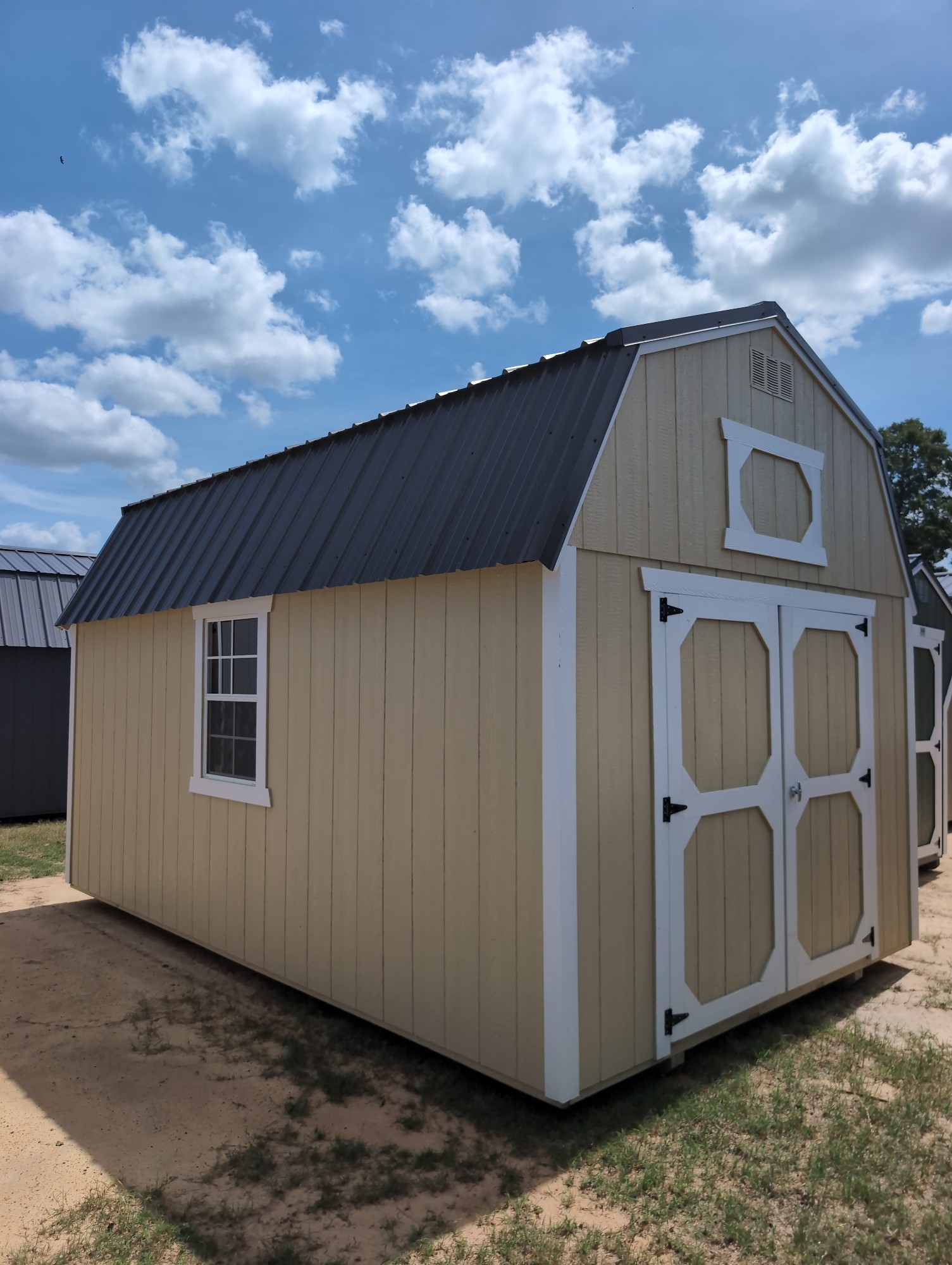 Lofted Barn - 10x16