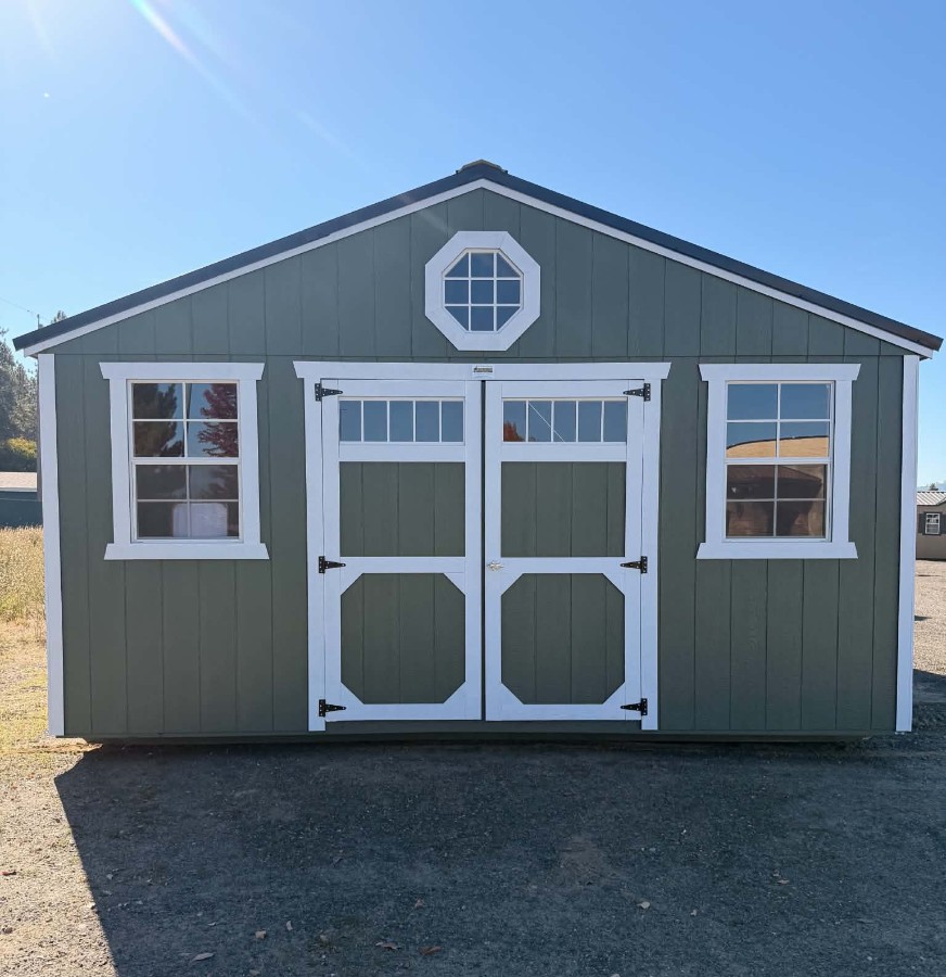 Side Gable - 10x16 w/ octagonal window!