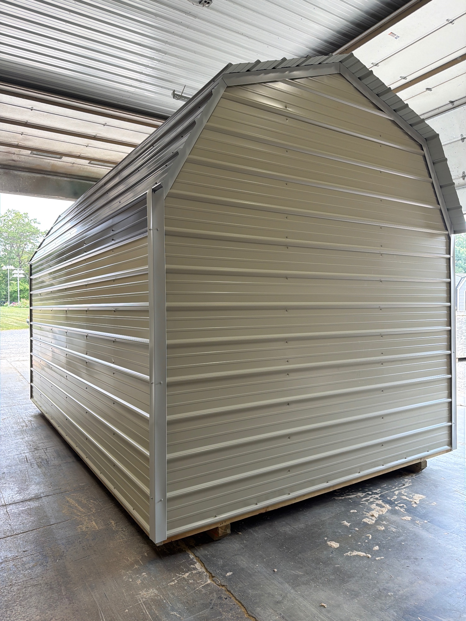 Metal Lofted - 10x16 image 2