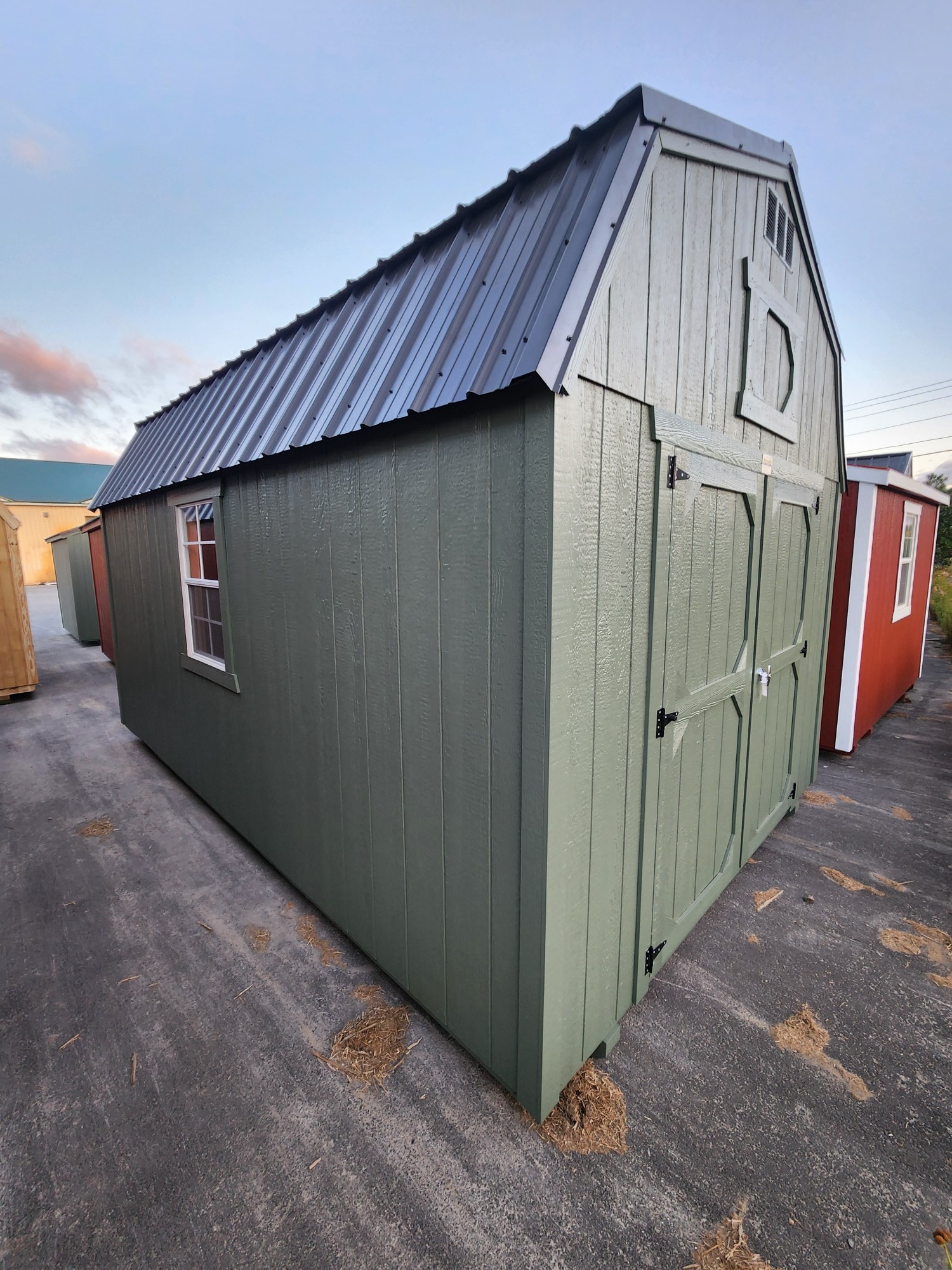 Lofted Barn - 10x16