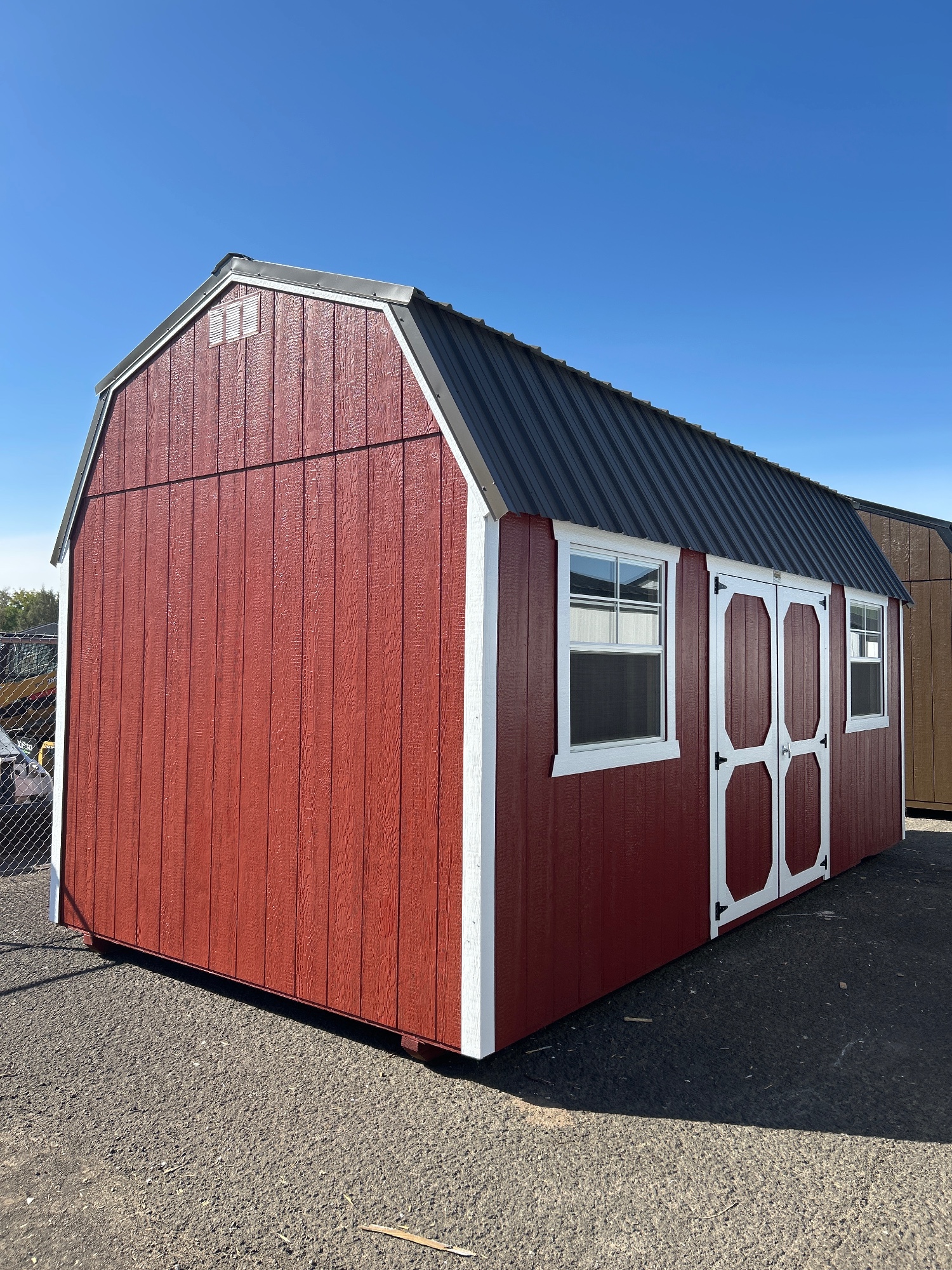 Lofted Barn - 10x20
