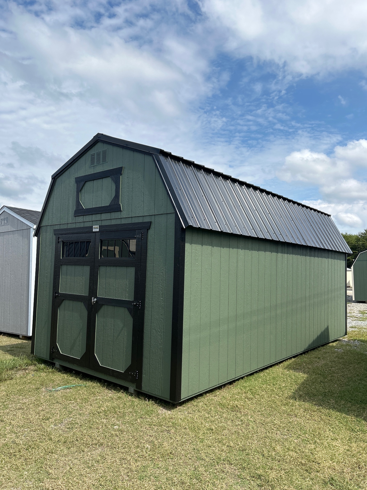 Lofted Barn - 10x20