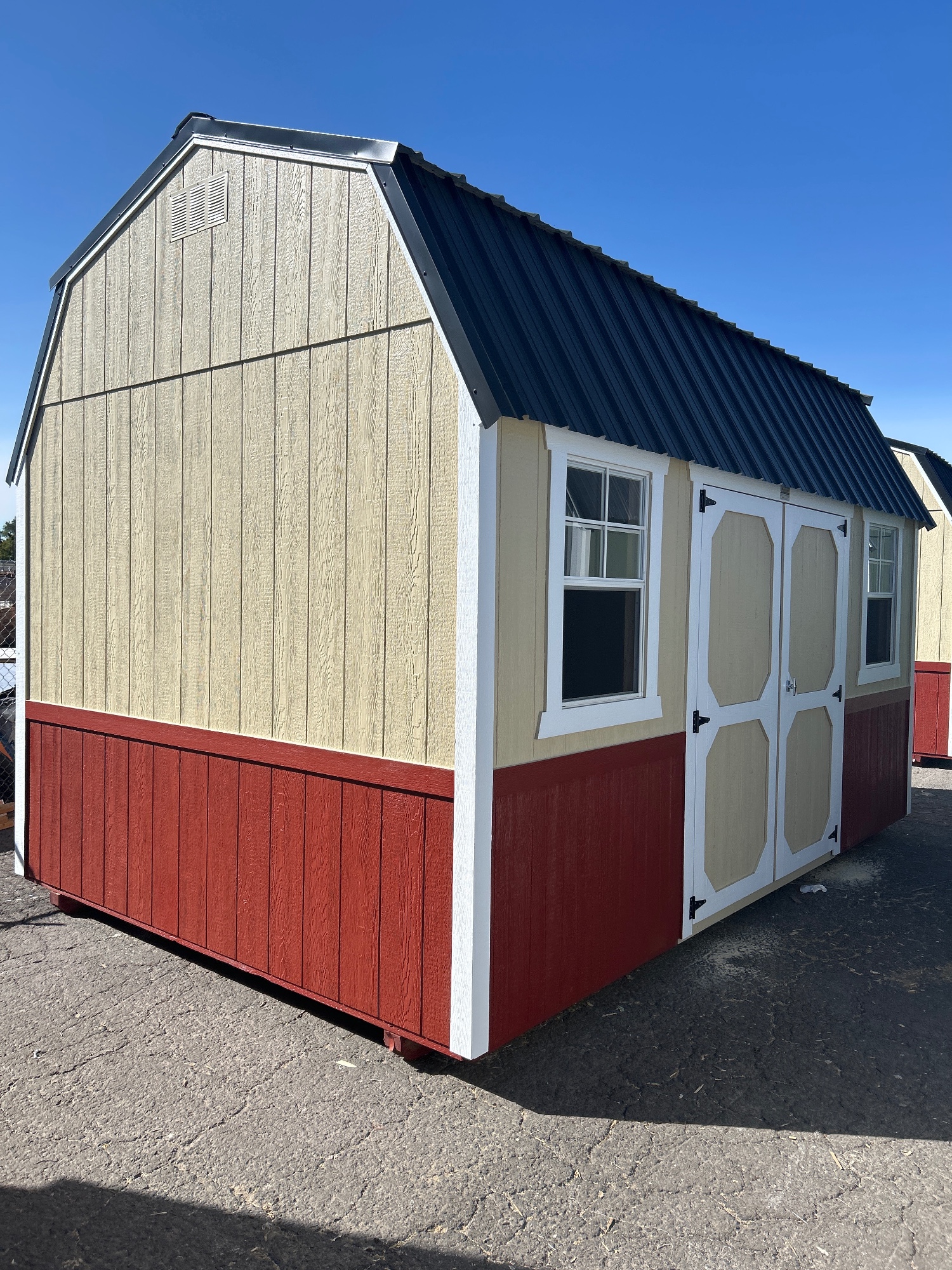 Lofted Barn - 10x16