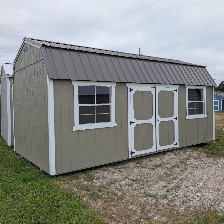 Lofted Barn - 10x20