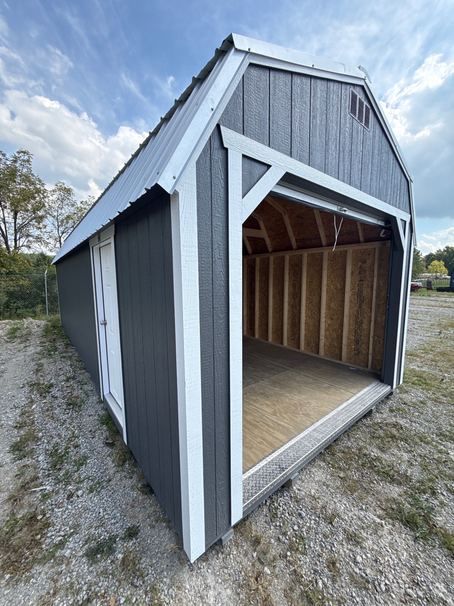 Lofted Barn Garage - 12x28