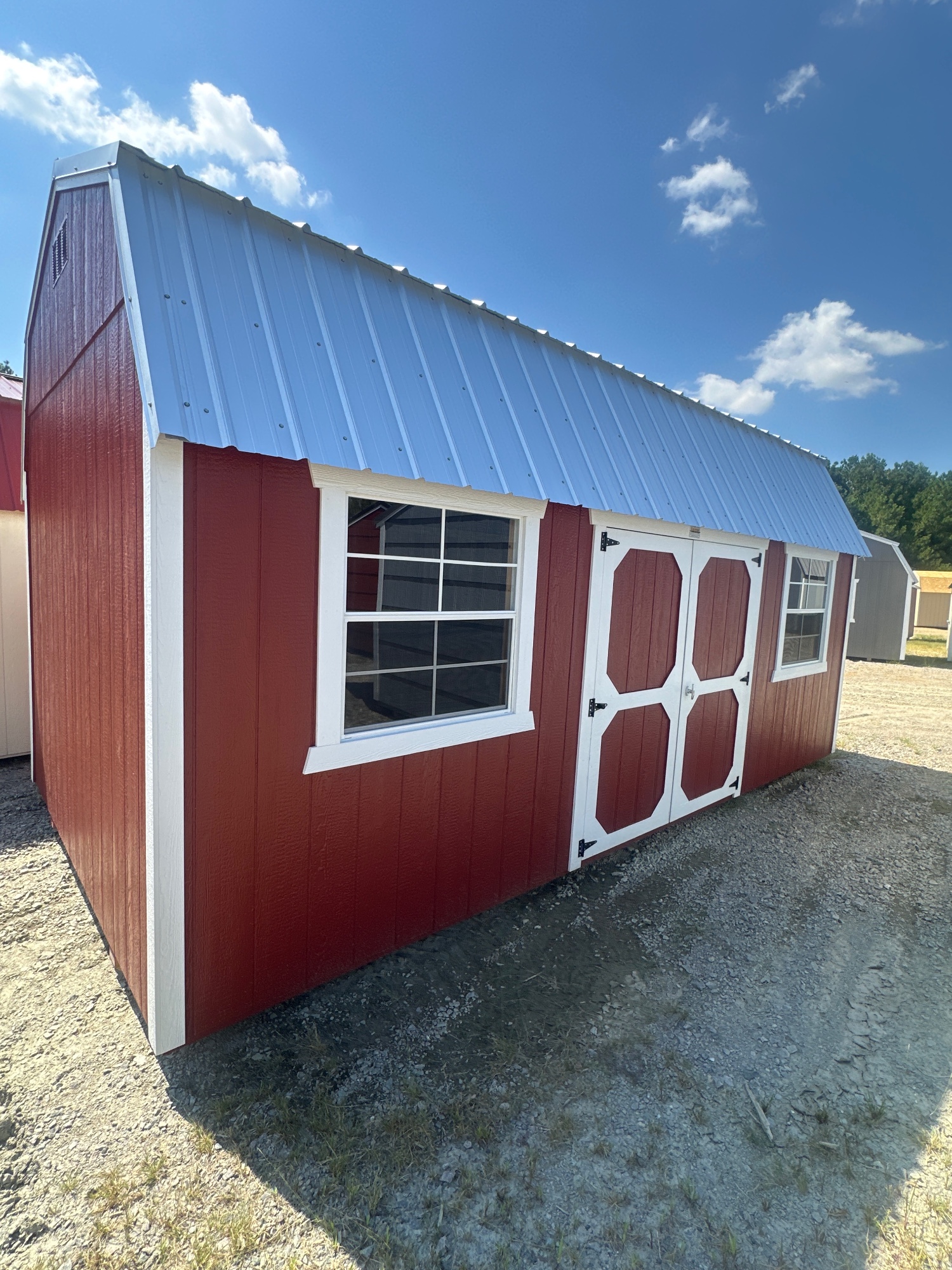 Lofted Barn - 10x20