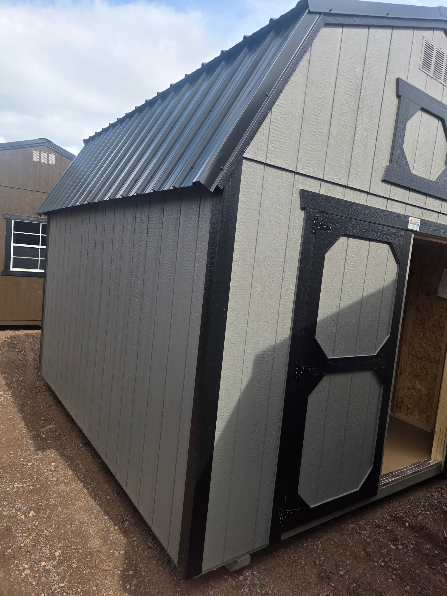 Lofted Barn - 10x12