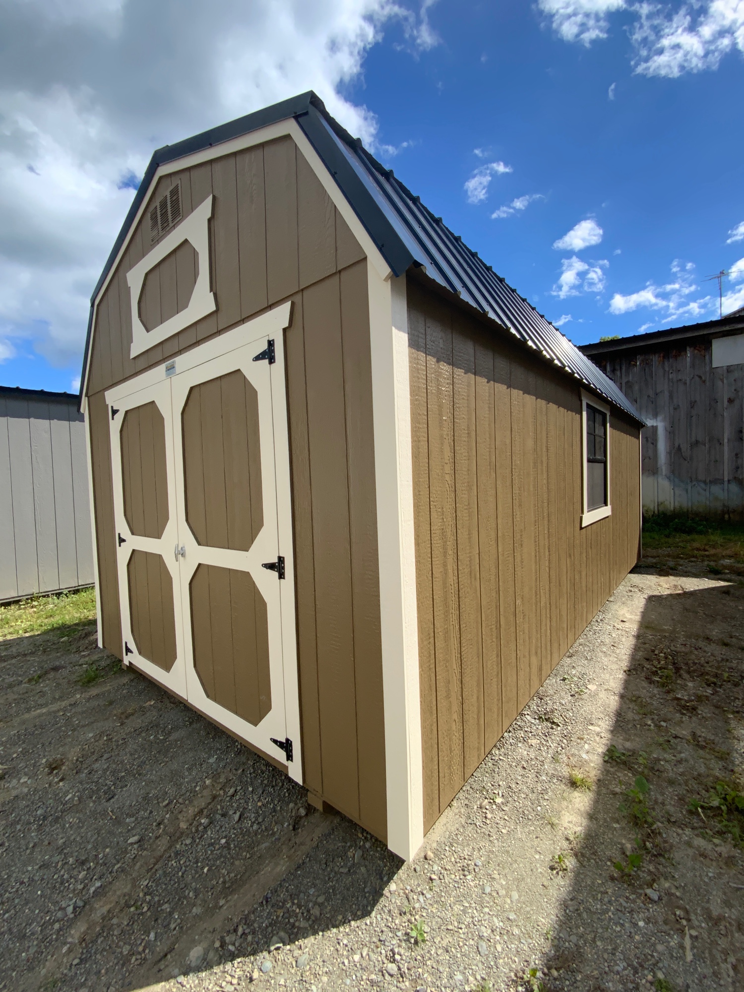 Lofted Barn - 10x20