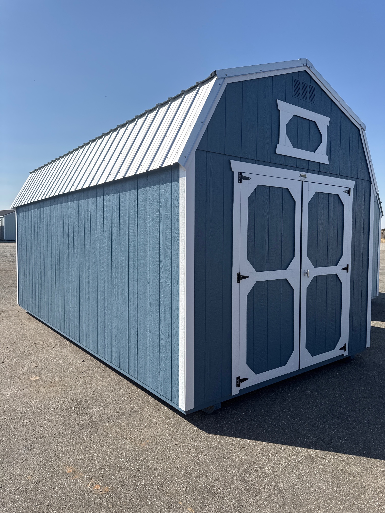 Lofted Barn - 10x20