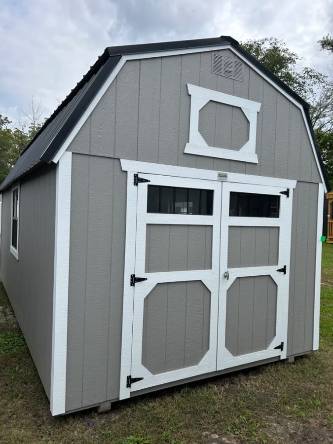 Lofted Barn - 10x20