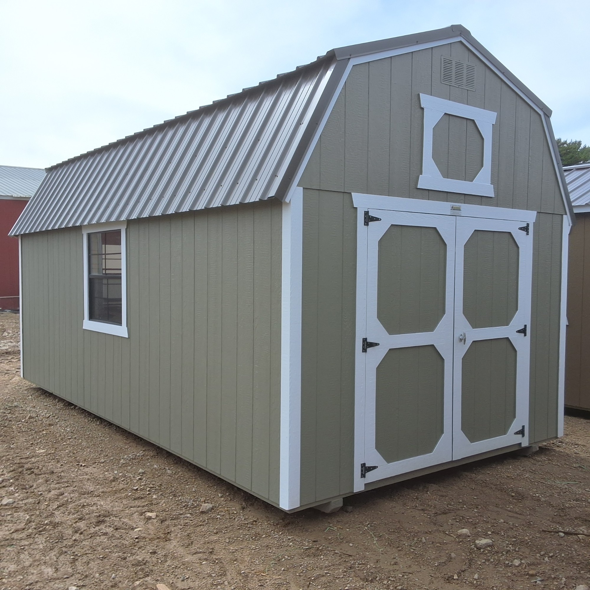 Lofted Barn - 10x20
