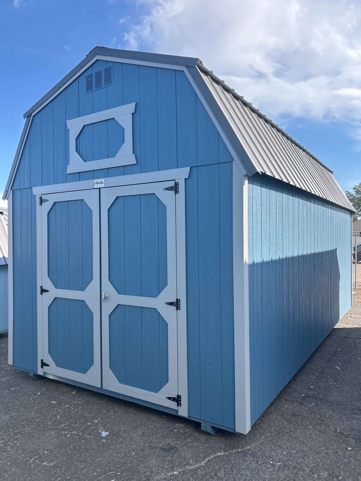 Lofted Barn - 10x20
