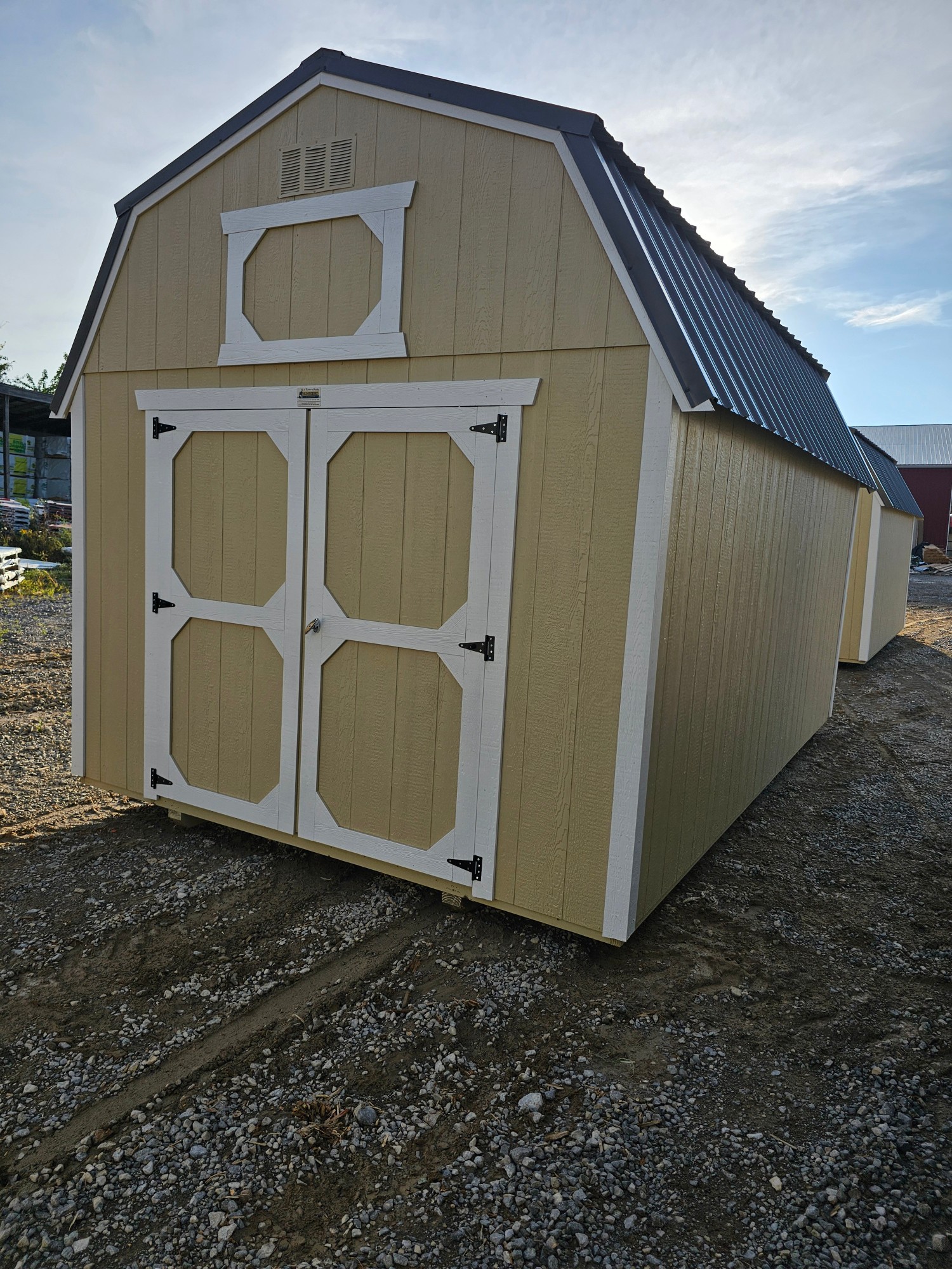 Lofted Barn - 10x16