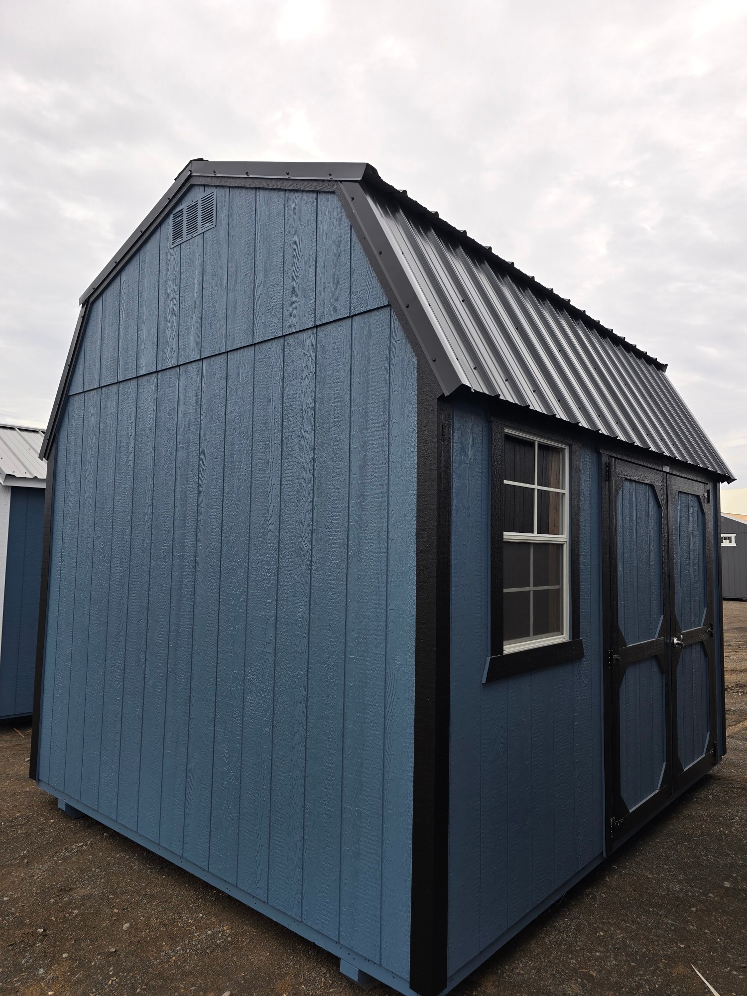 Lofted Barn - 10x12
