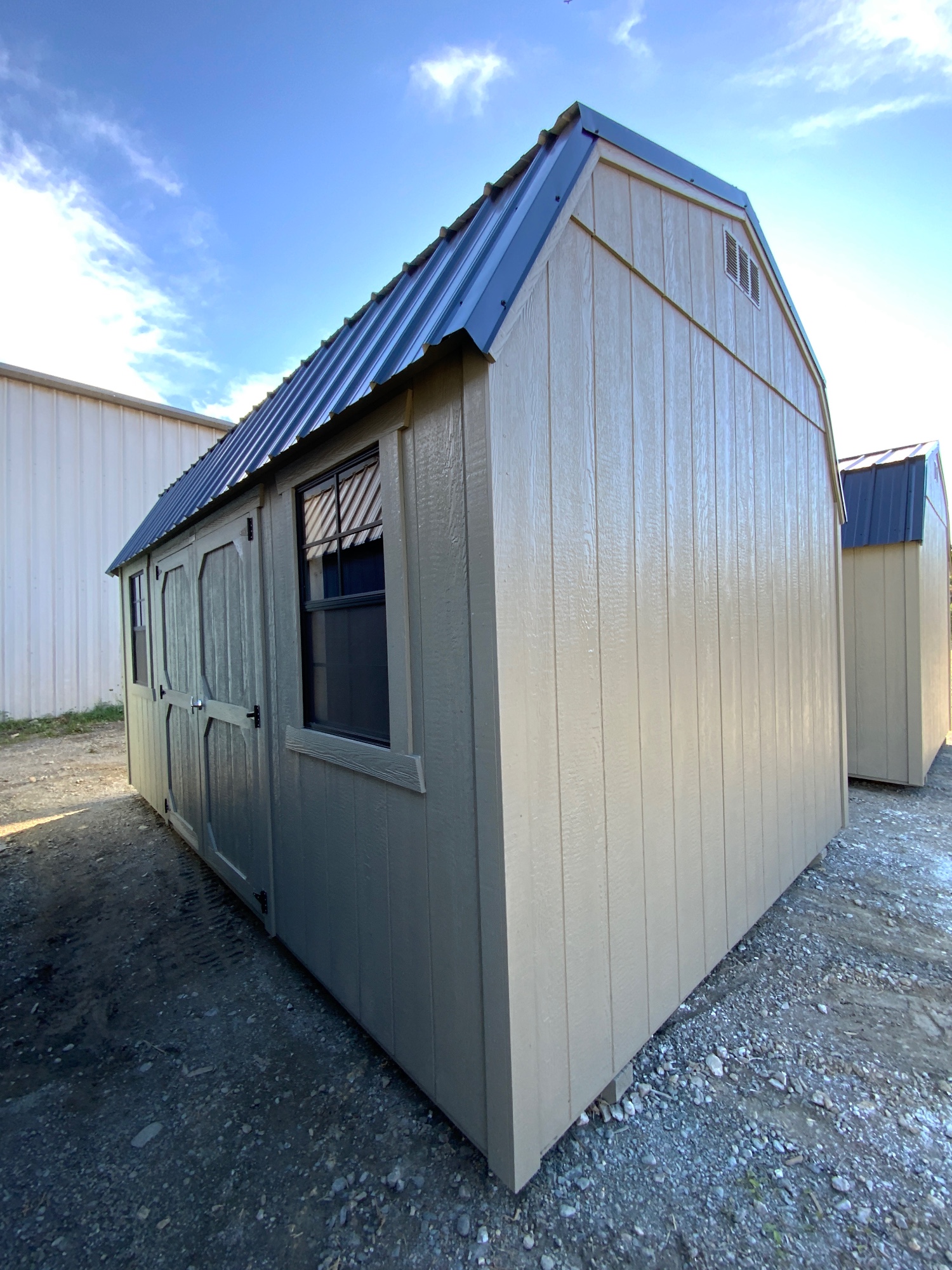 Lofted Barn - 10x16