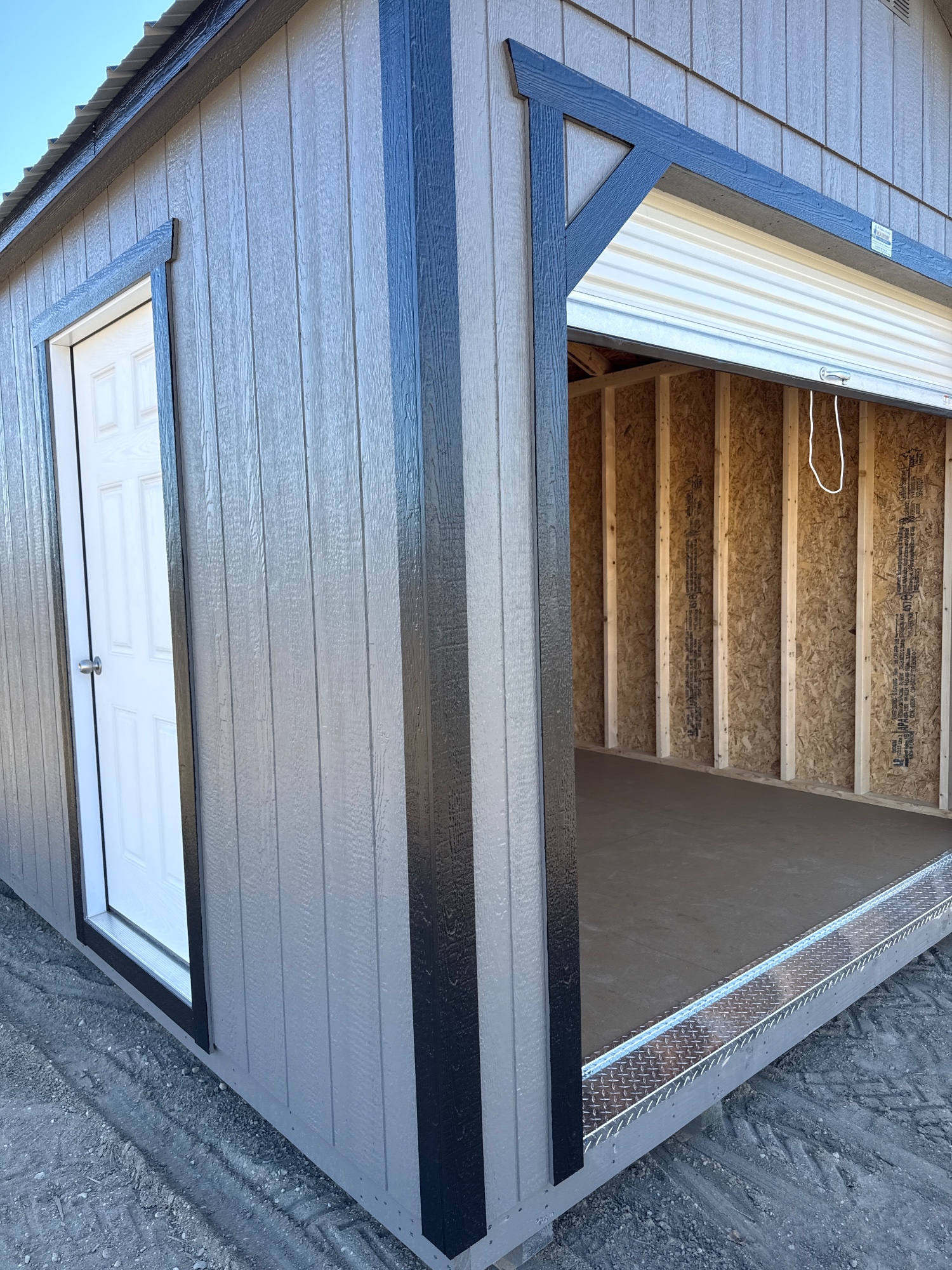Utility Garage - 12x16