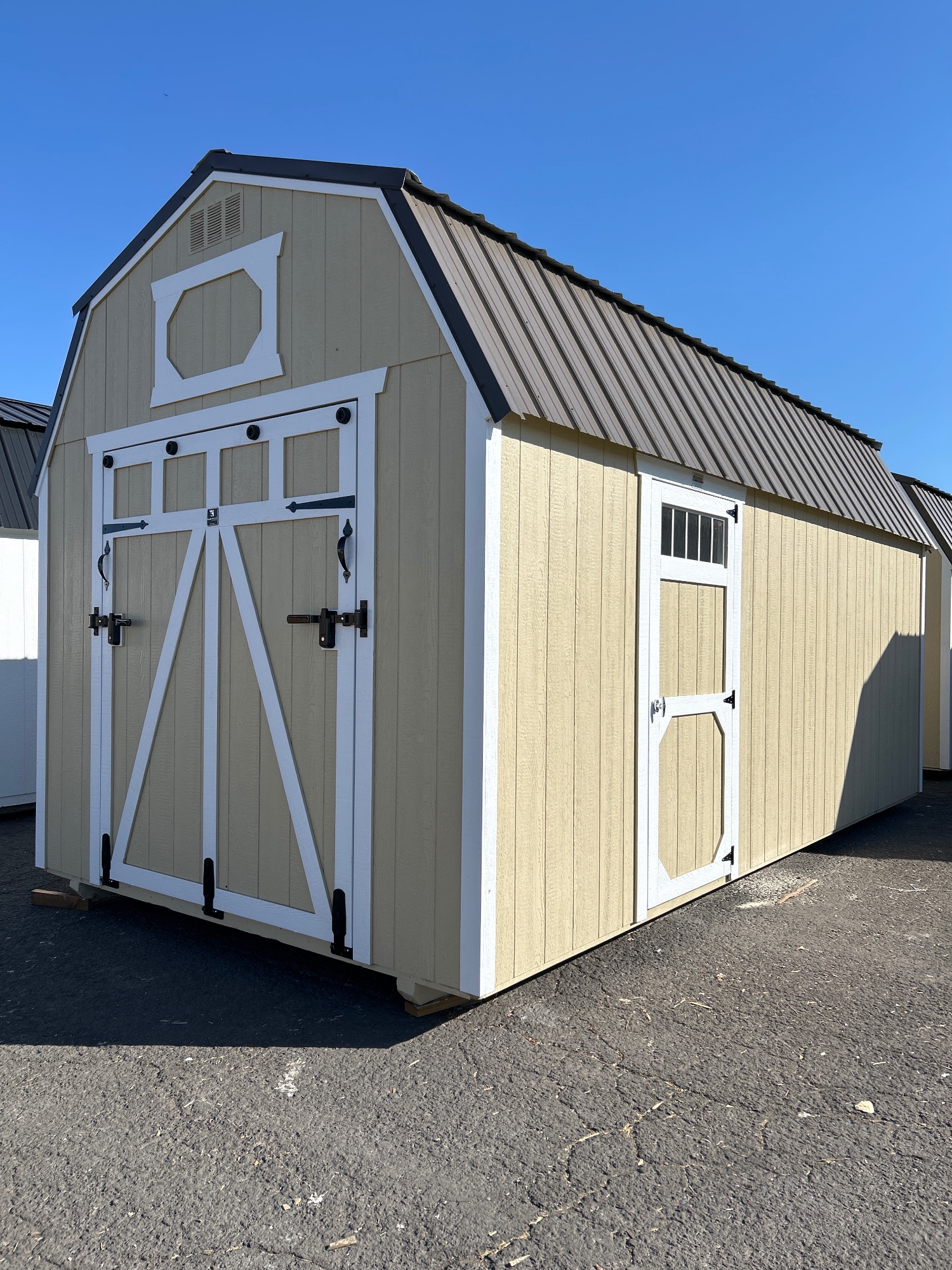 Lofted Barn - 10x20