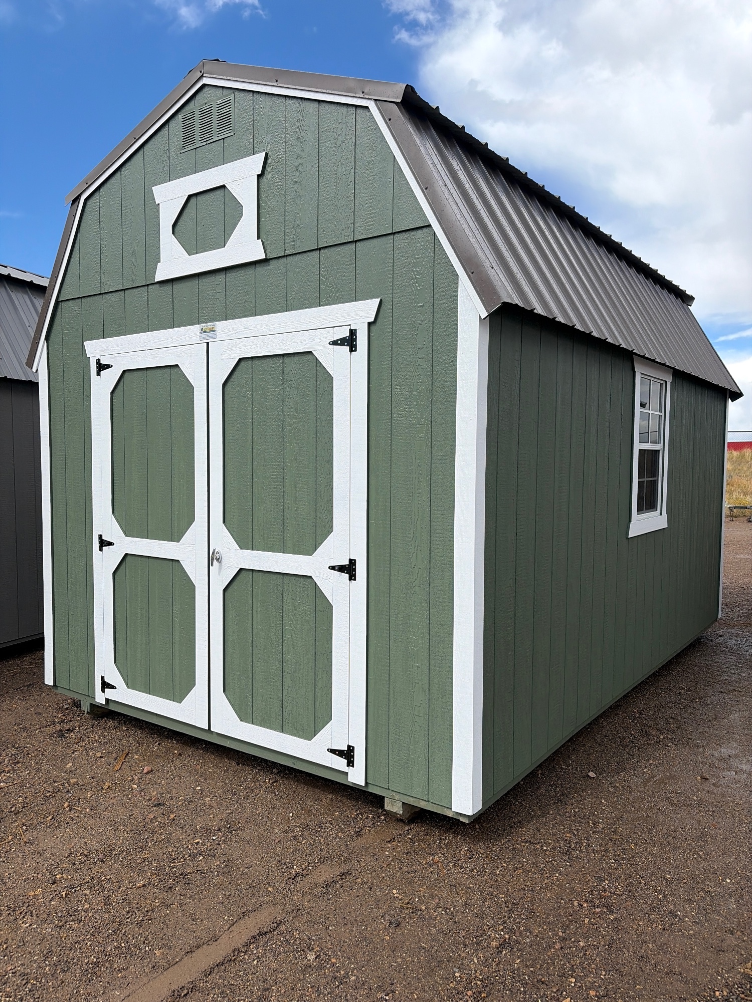 Lofted Barn - 10x16