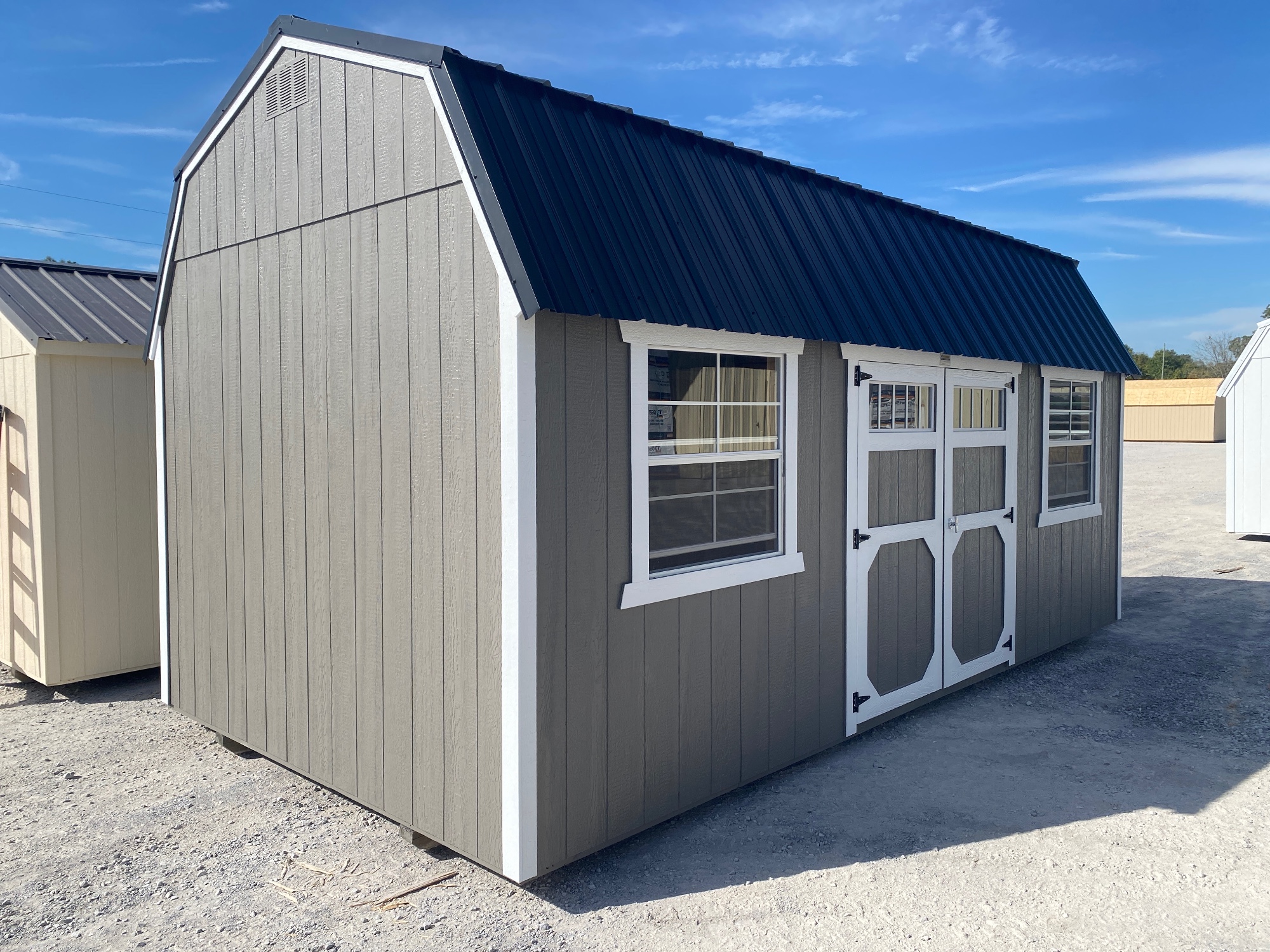 Lofted Barn - 10x20