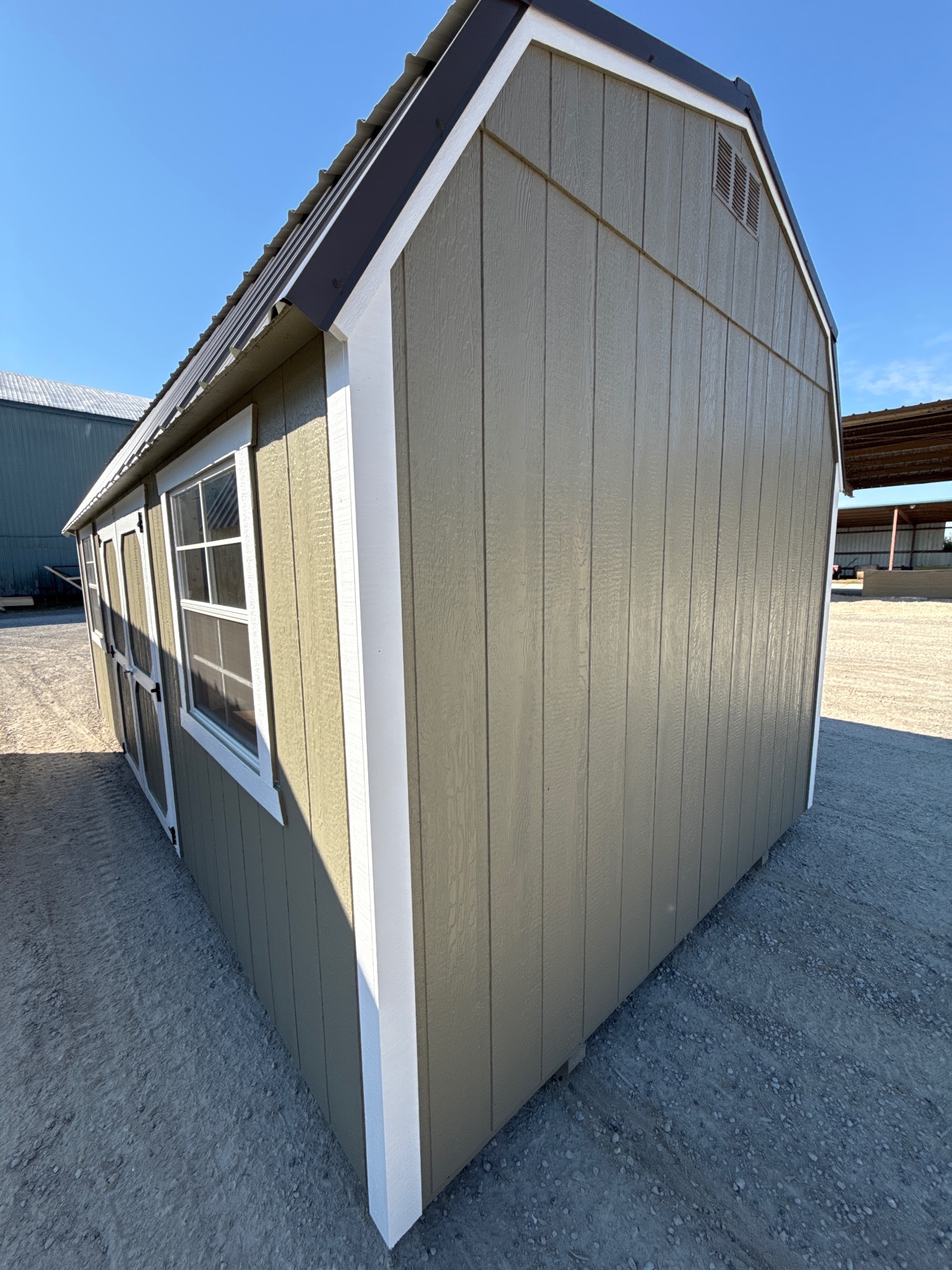 Lofted Barn - 10x20