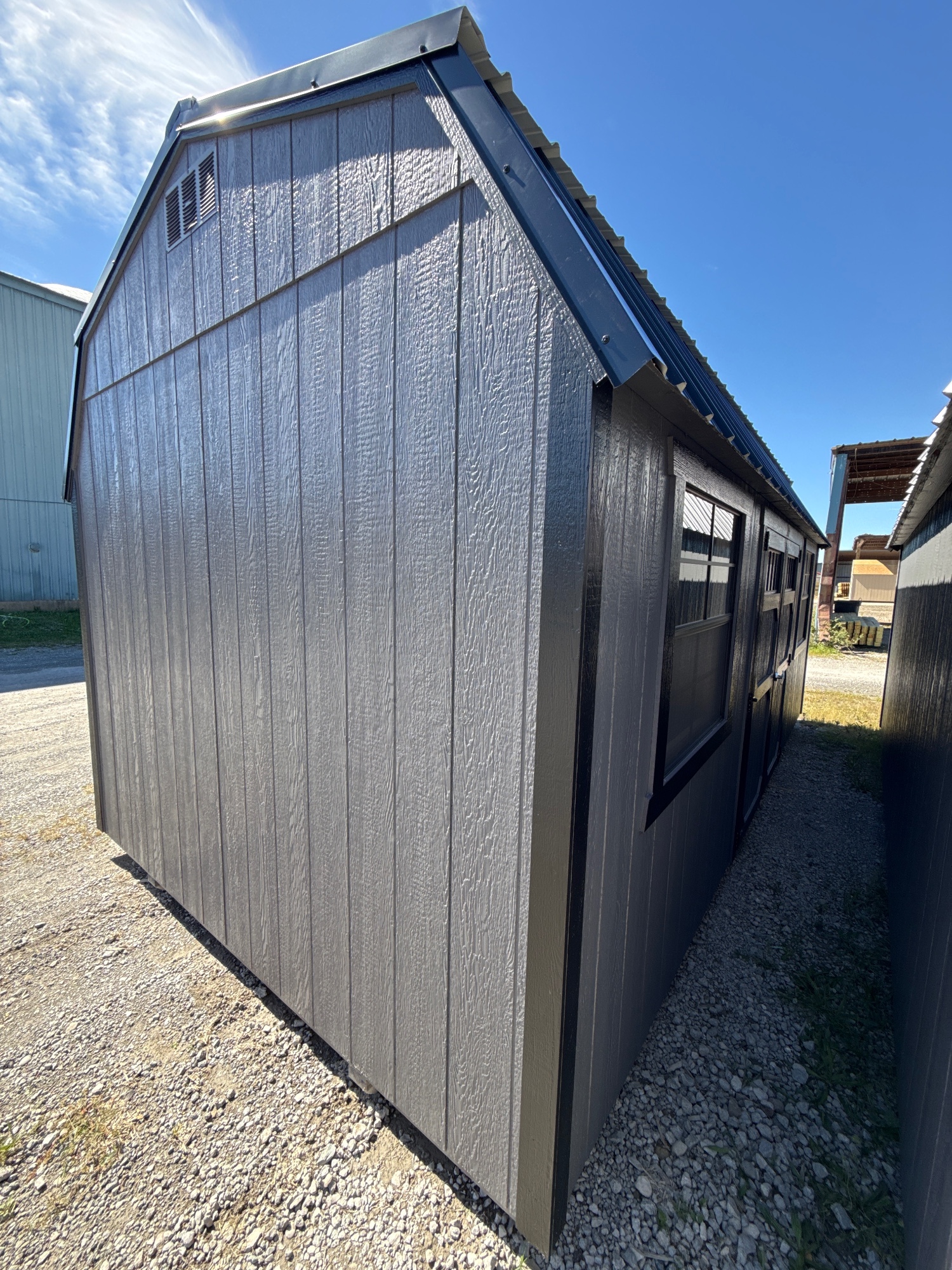 Lofted Barn - 10x20