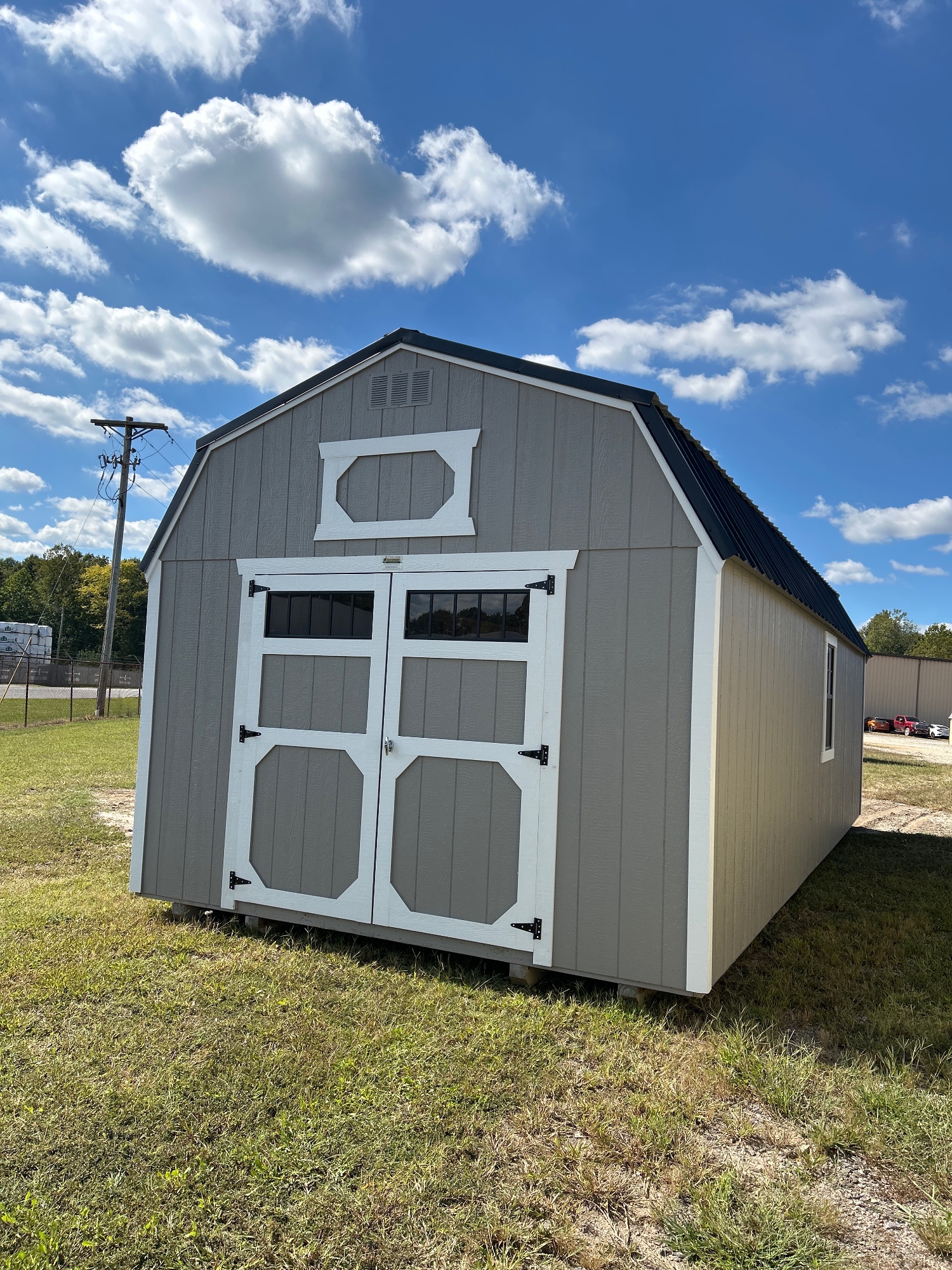 Lofted Barn - 12x28