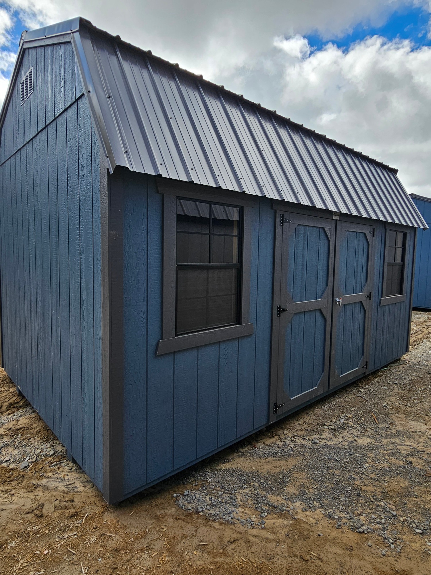Lofted Barn - 10x16