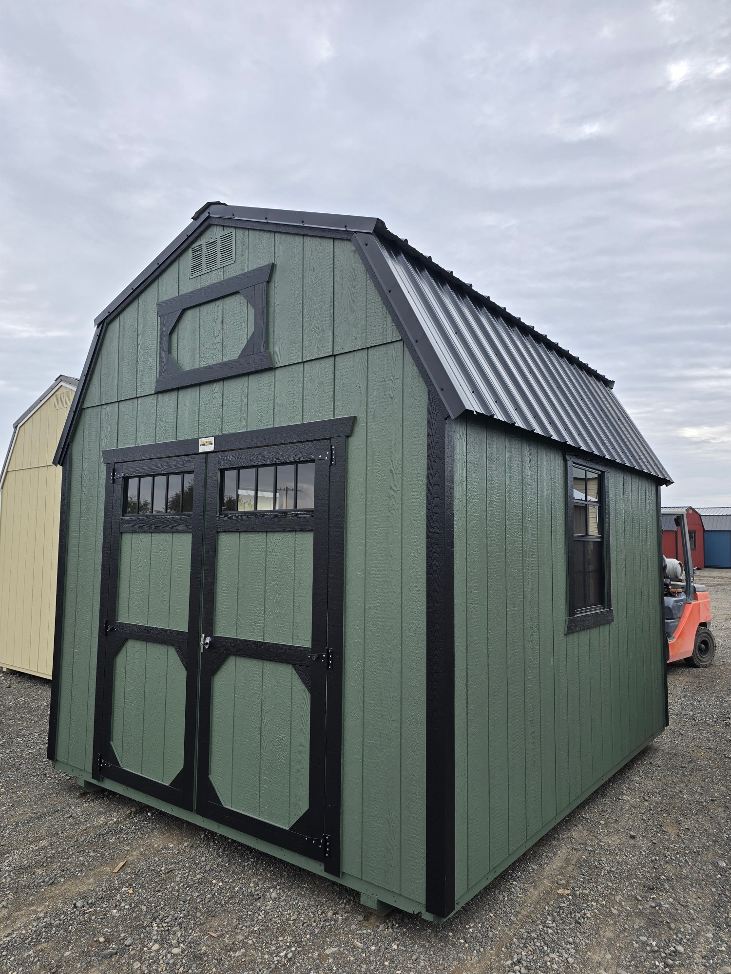 Lofted Barn - 10x12