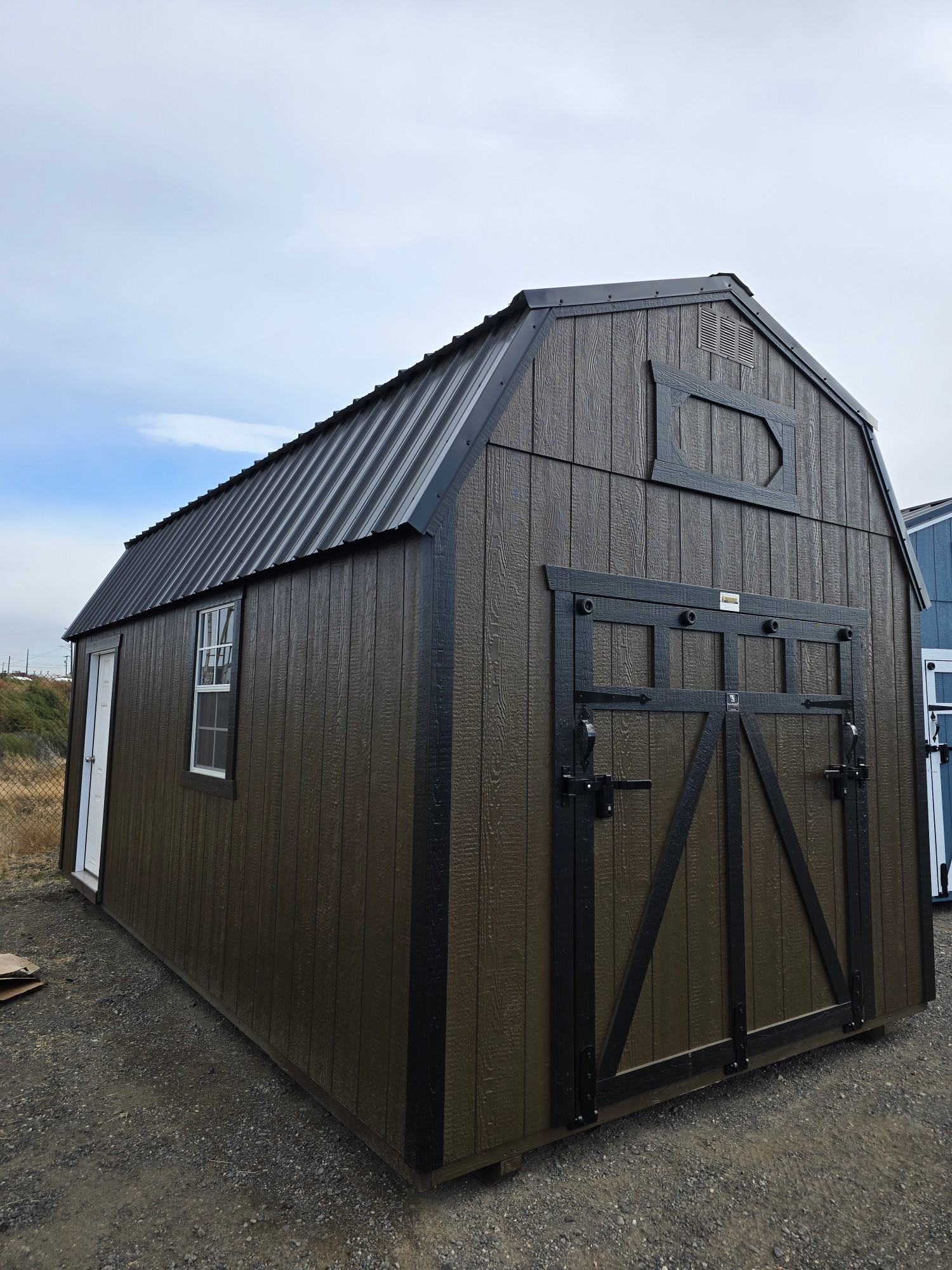 Lofted Barn - 10x20