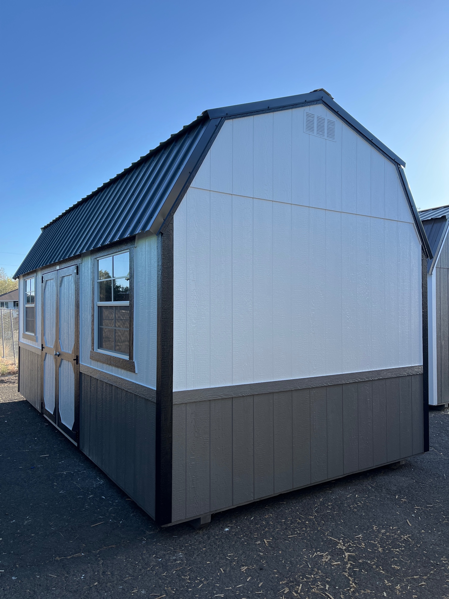 Lofted Barn - 10x20