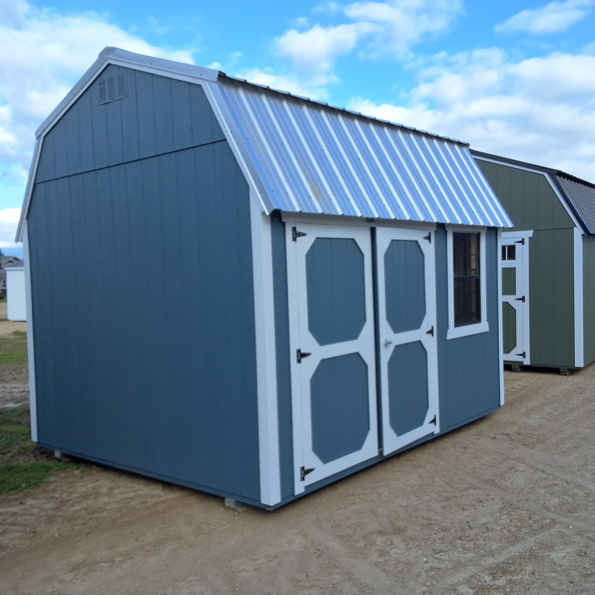 Lofted Barn - 10x12
