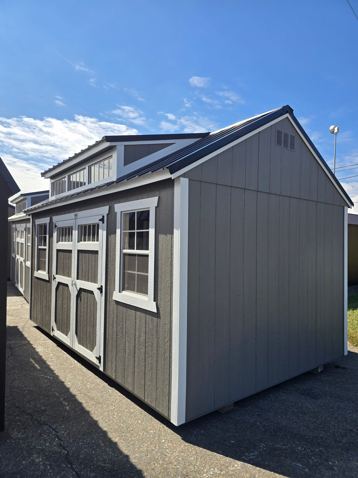 Utility Dormer - 10x16