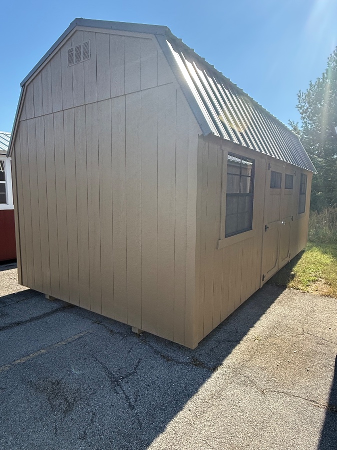 Lofted Barn - 10x20
