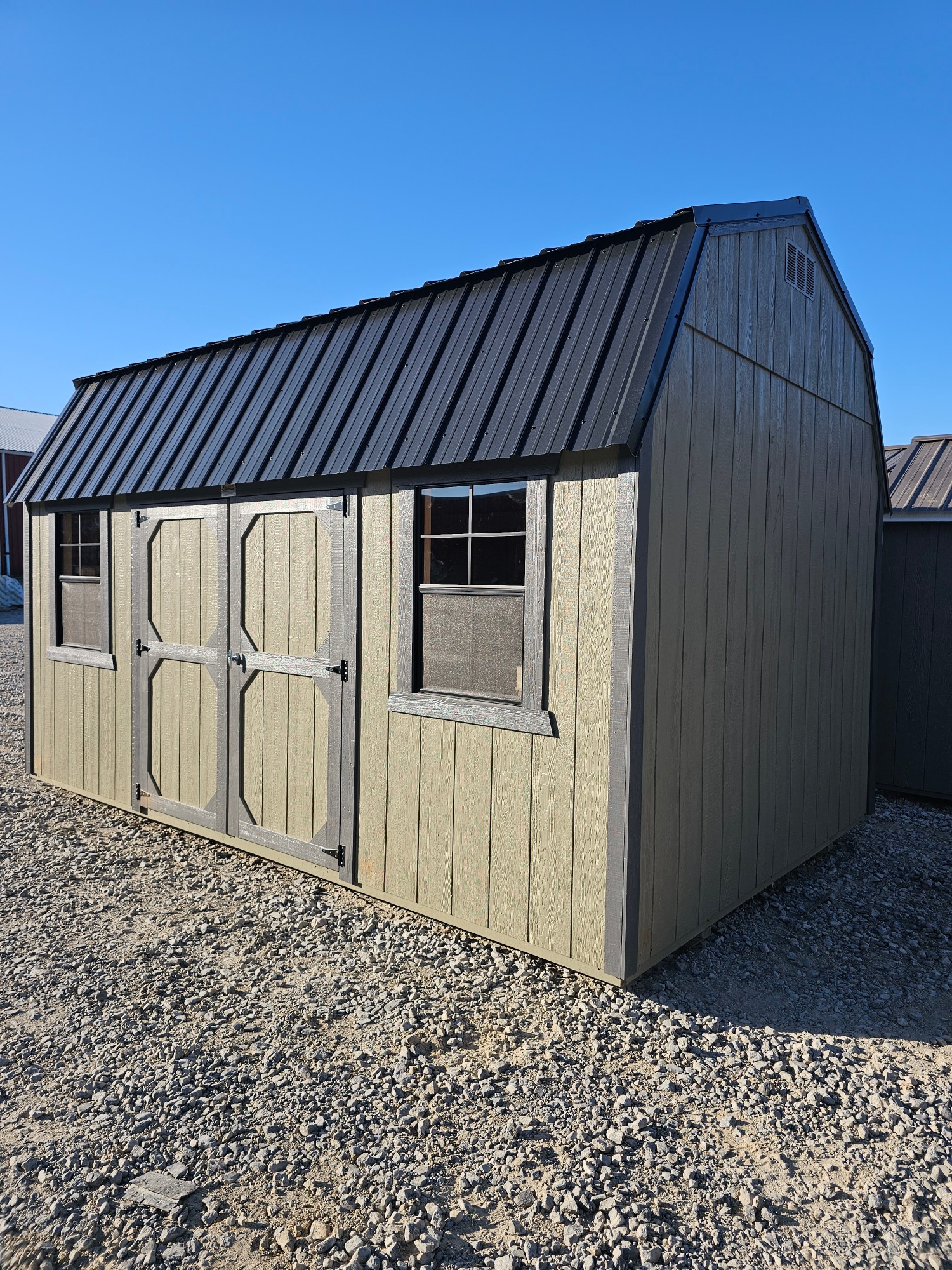 Lofted Barn - 10x16