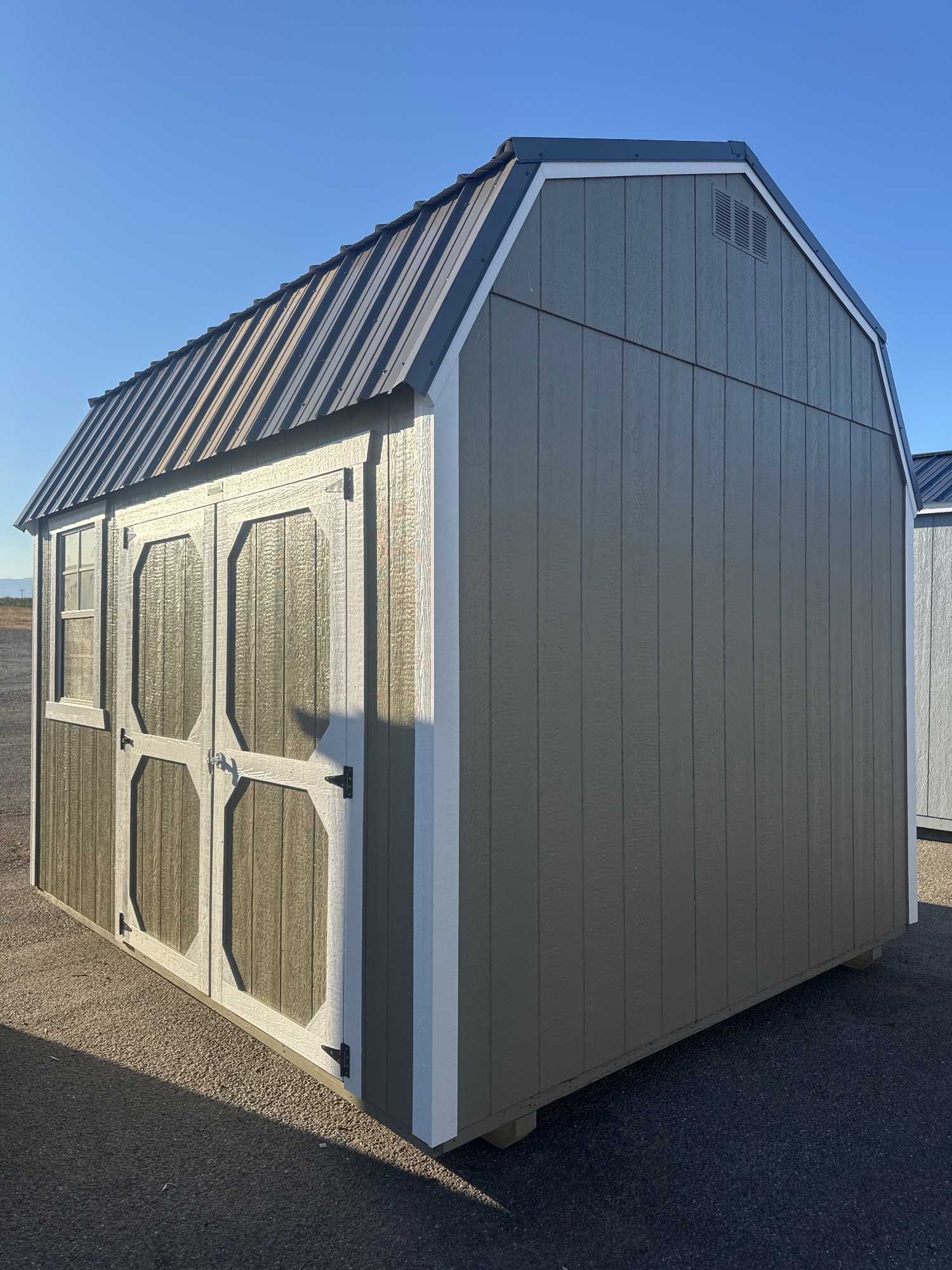 Lofted Barn - 10x12