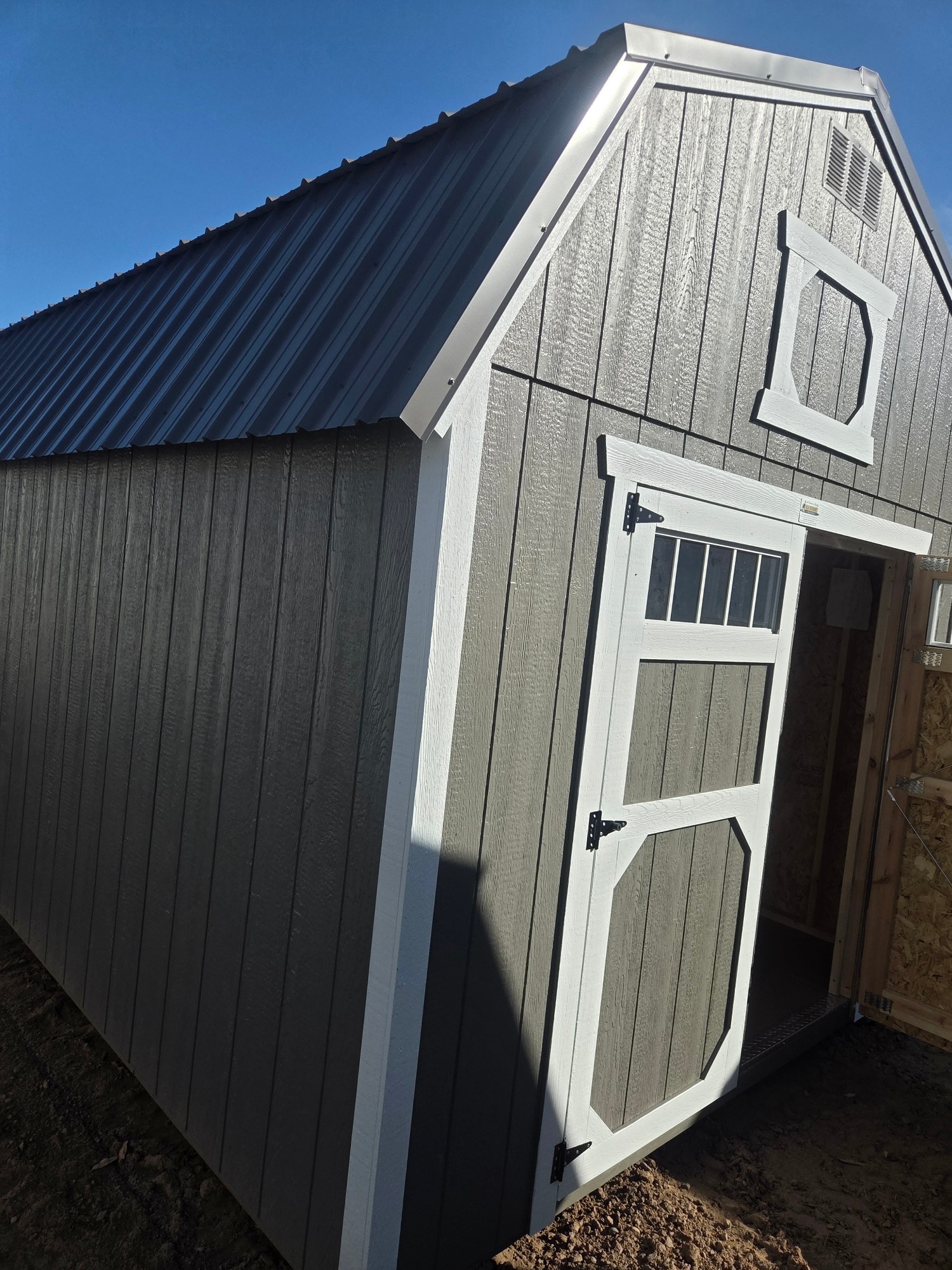 Lofted Barn - 10x20