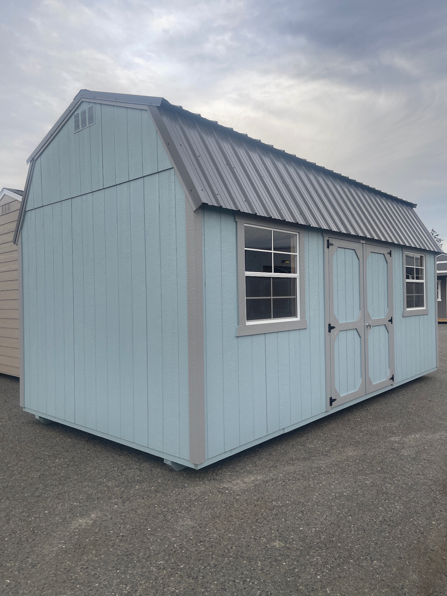 Lofted Barn - 10x20