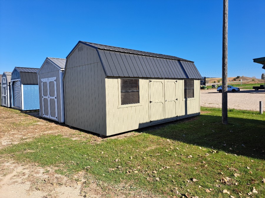 Lofted Barn - 10x20