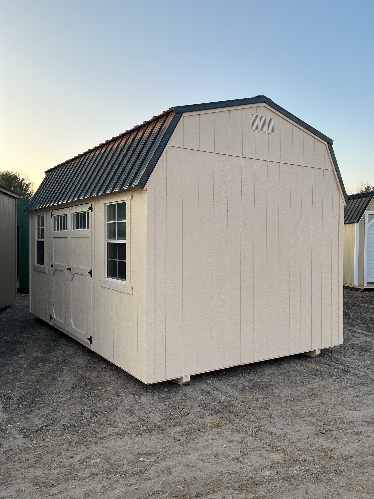 Lofted Barn - 10x16
