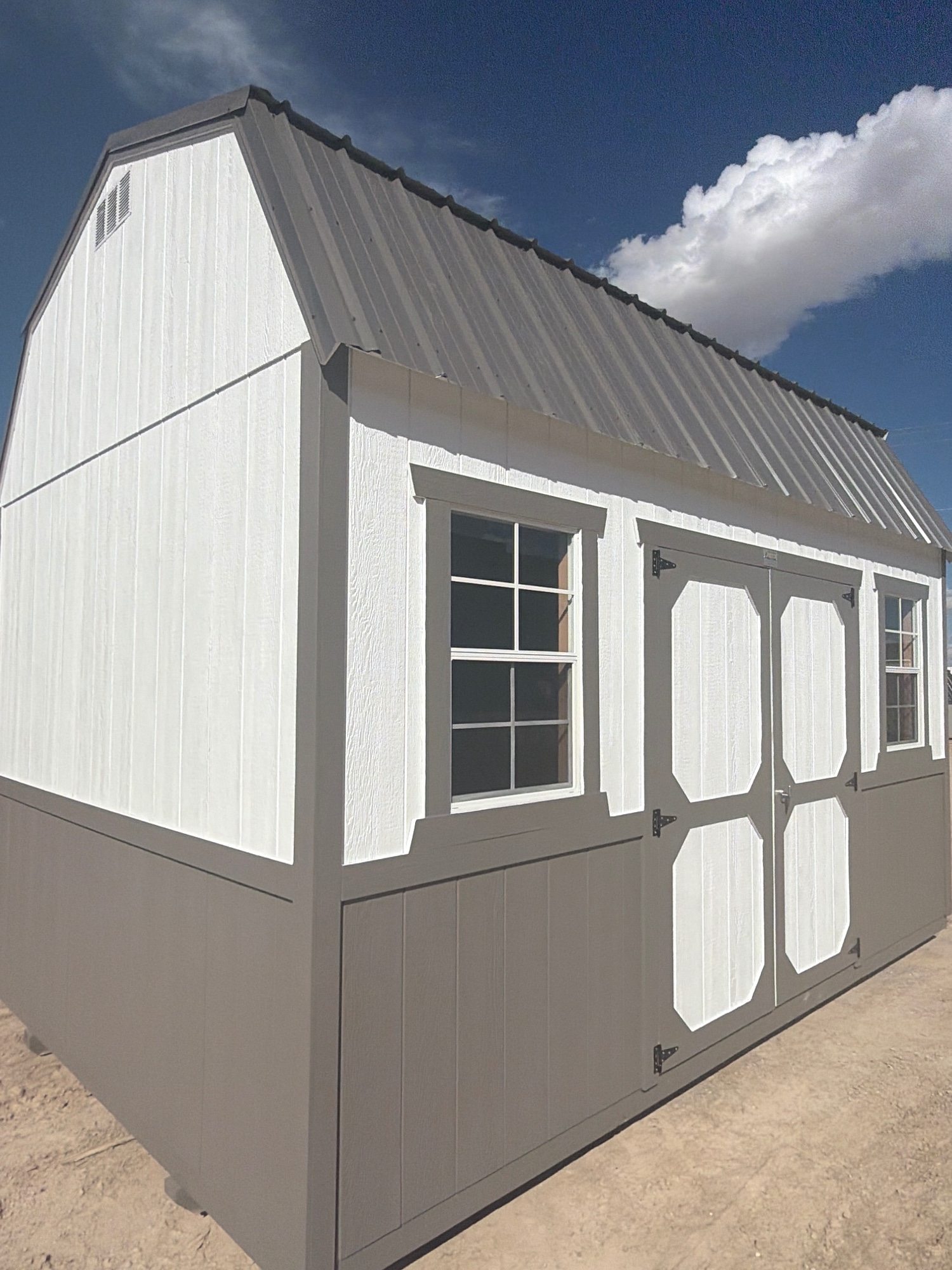 Lofted Barn - 10x16