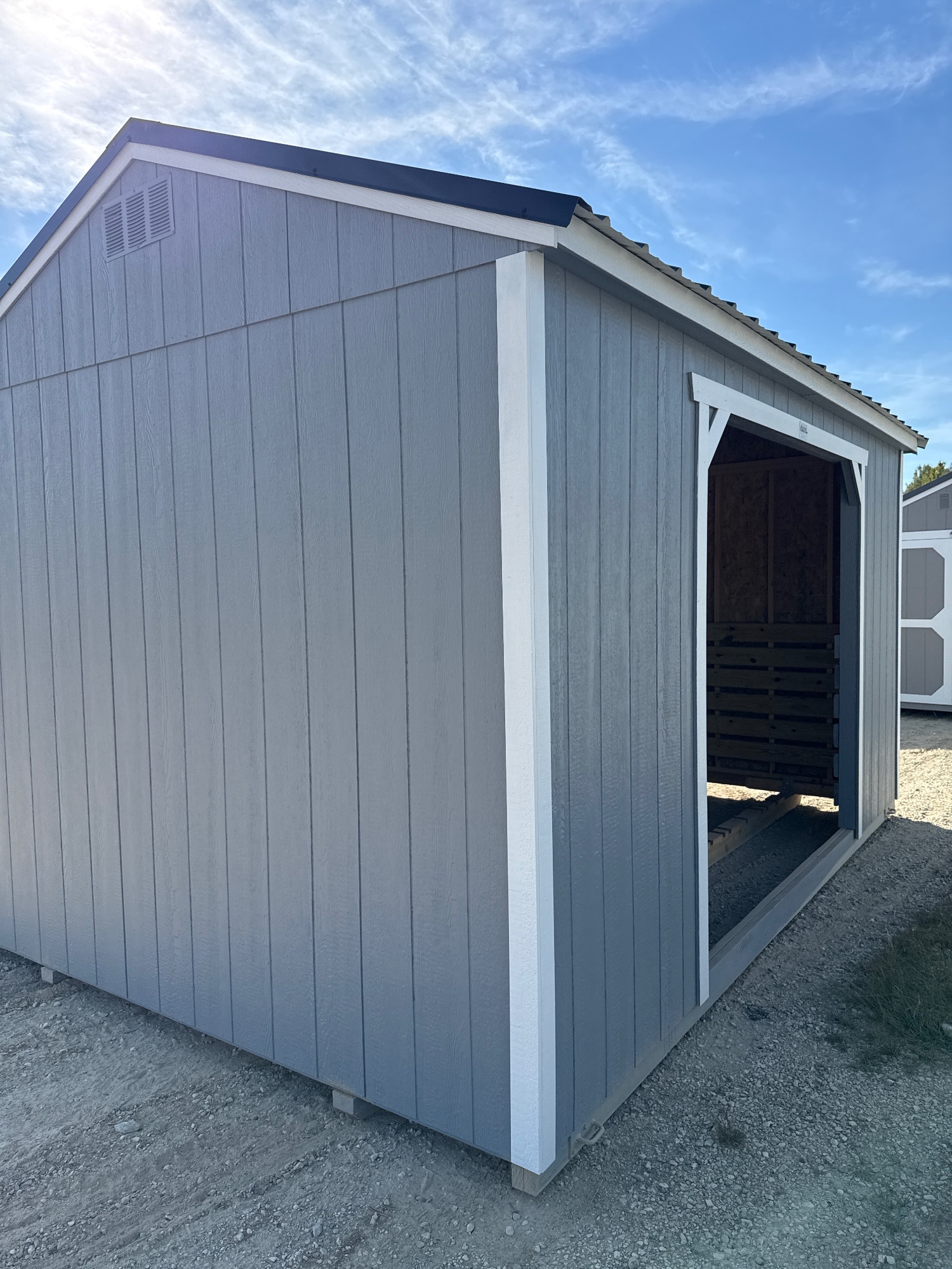 Animal Shelter - 10x16
