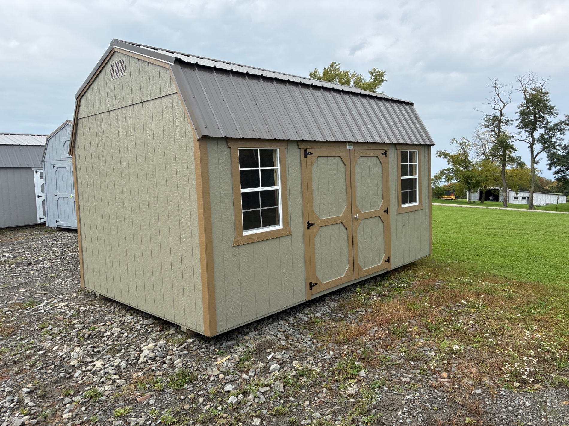 Lofted Barn - 10x16