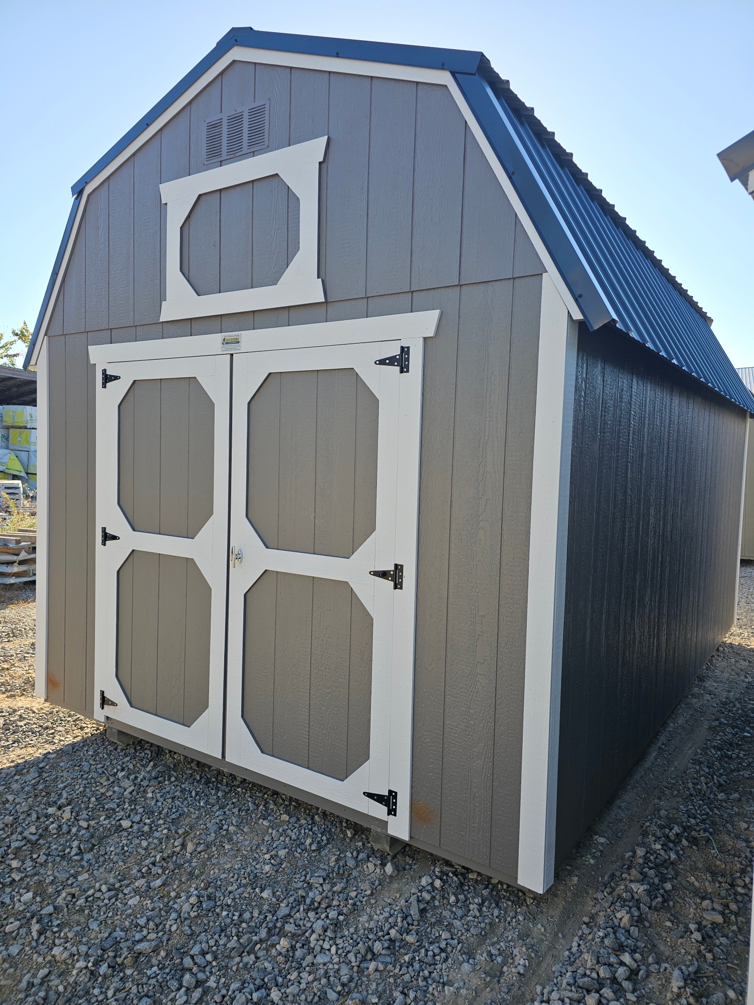 Lofted Barn - 10x16
