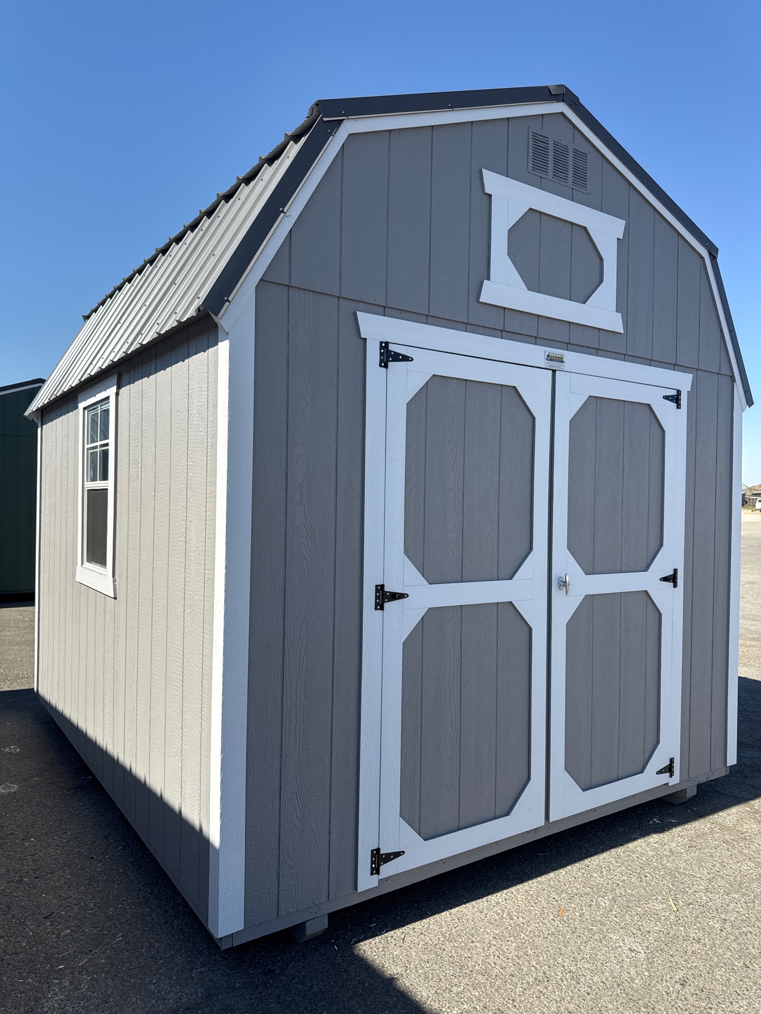 Lofted Barn - 10x12