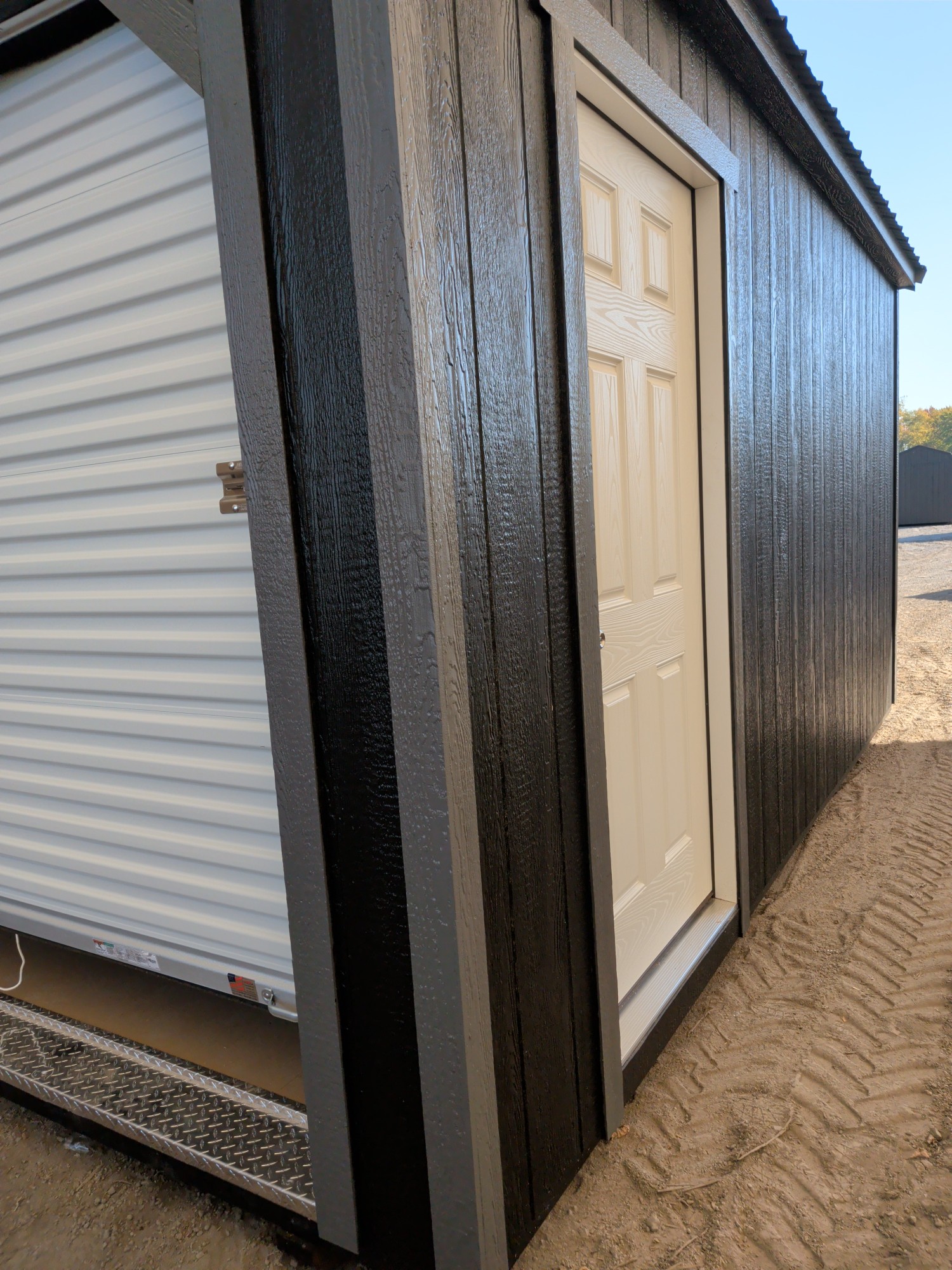 Utility 8' Garage - 10x16