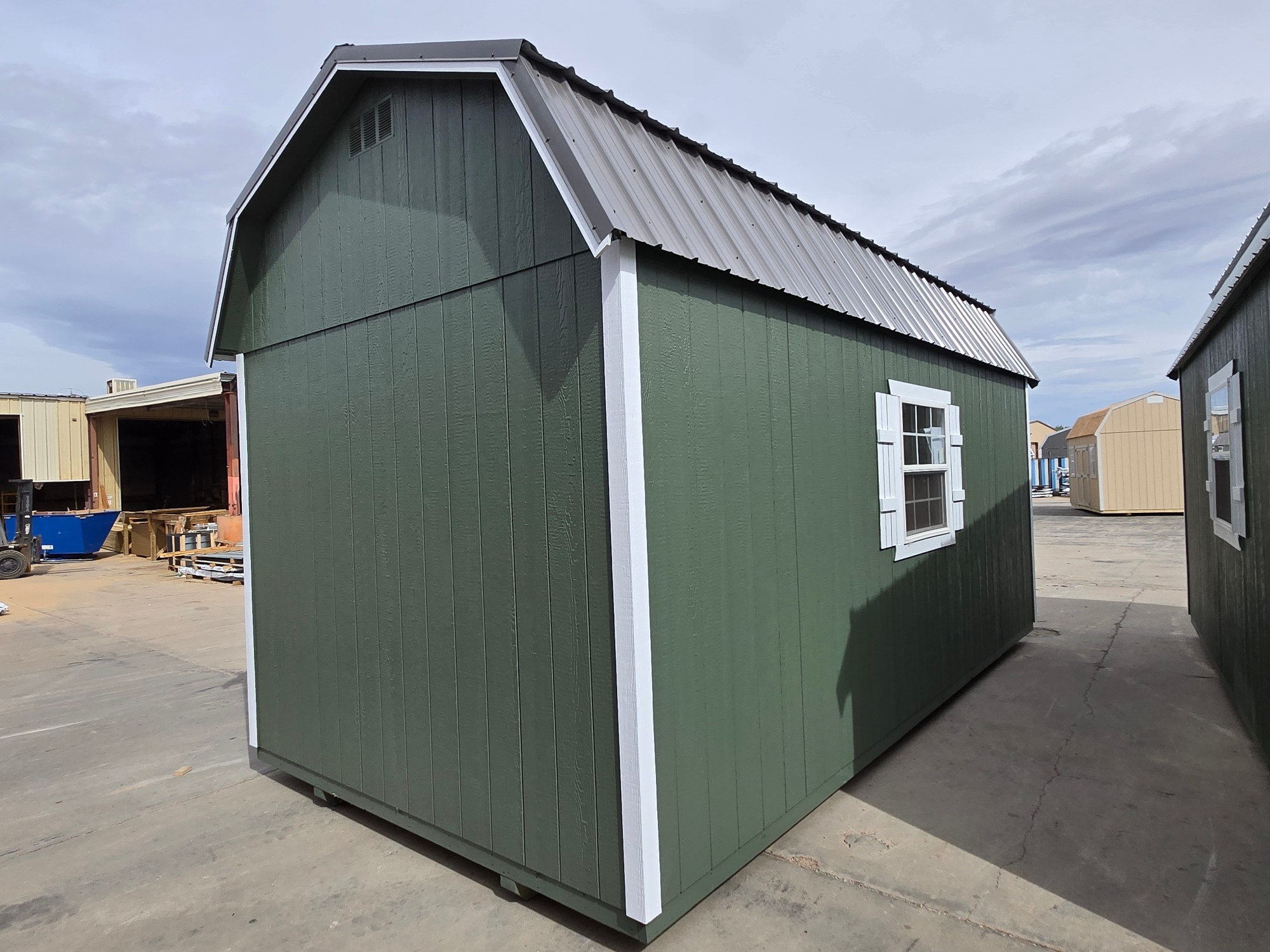 Lofted Barn - 10x20